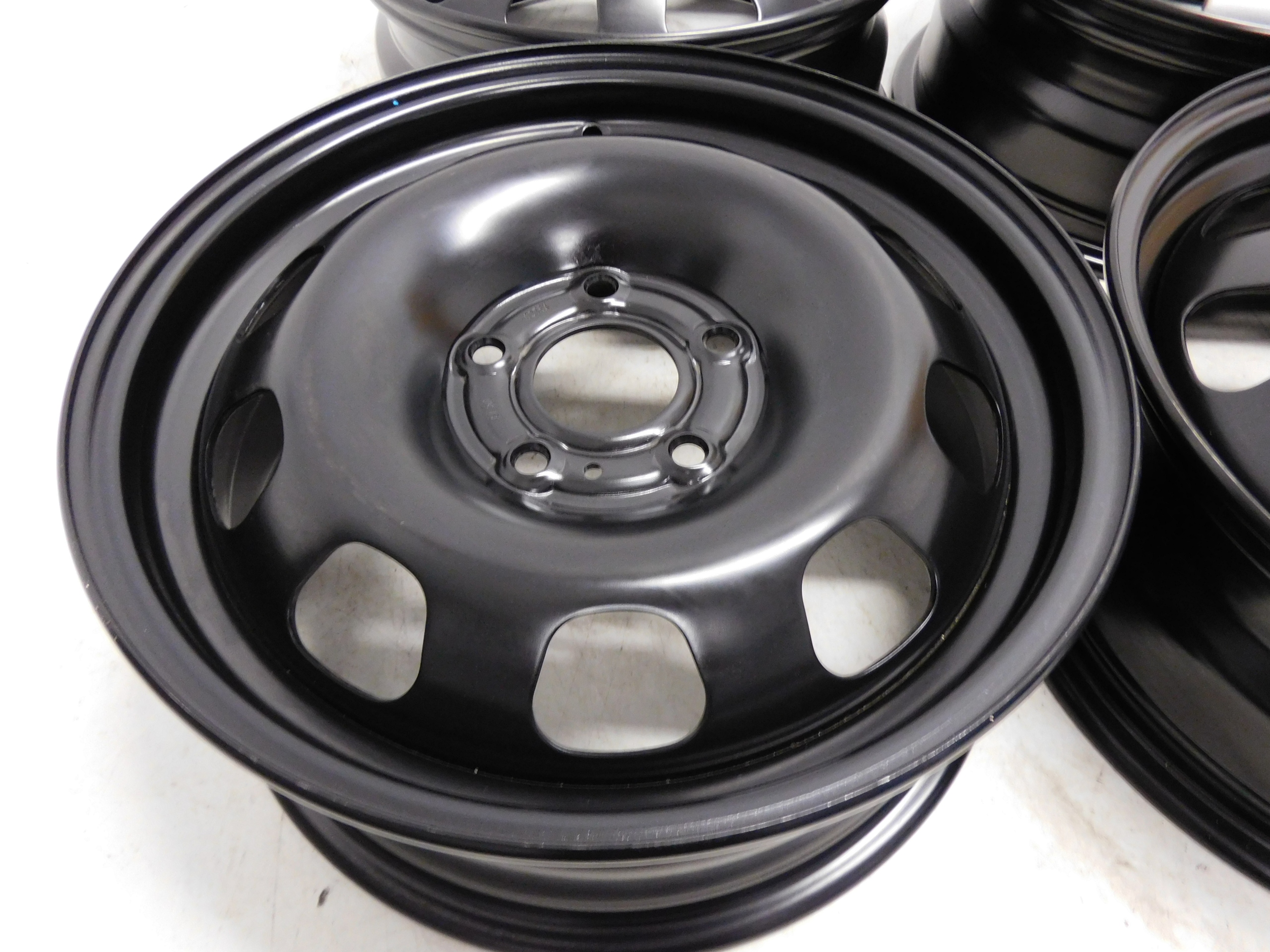 FELGI 16 DACIA DUSTER RENAULT ORYGINAŁ ET50 Producent felg Magnetto Wheels