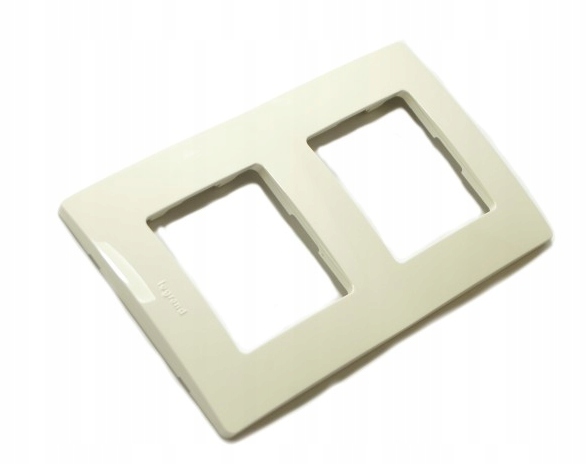 

Niloe Ramka podwójna kremowa Legrand 665012
