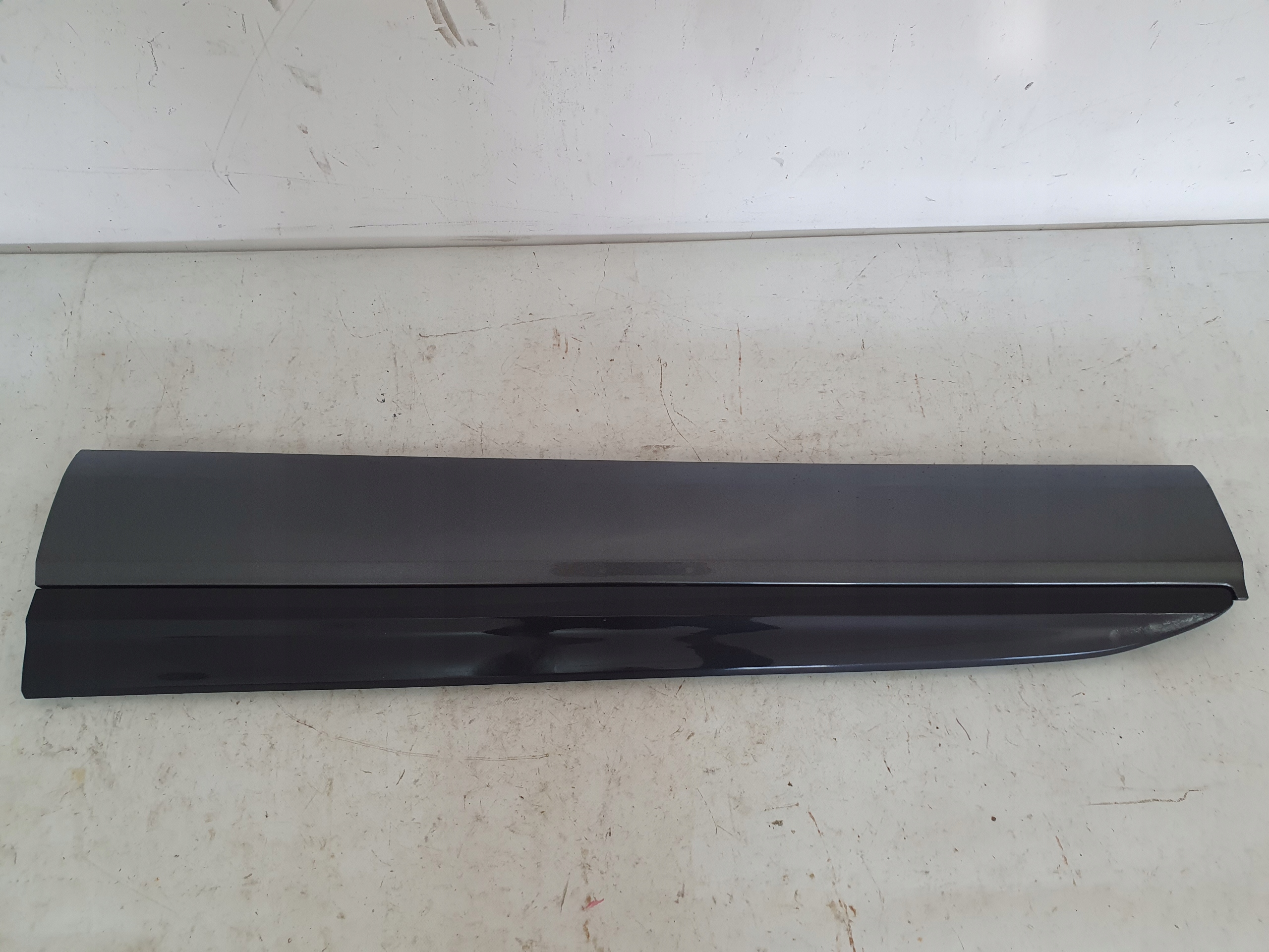 AUDI Q74M0 S LINE moulding door left left front 4M0853959B