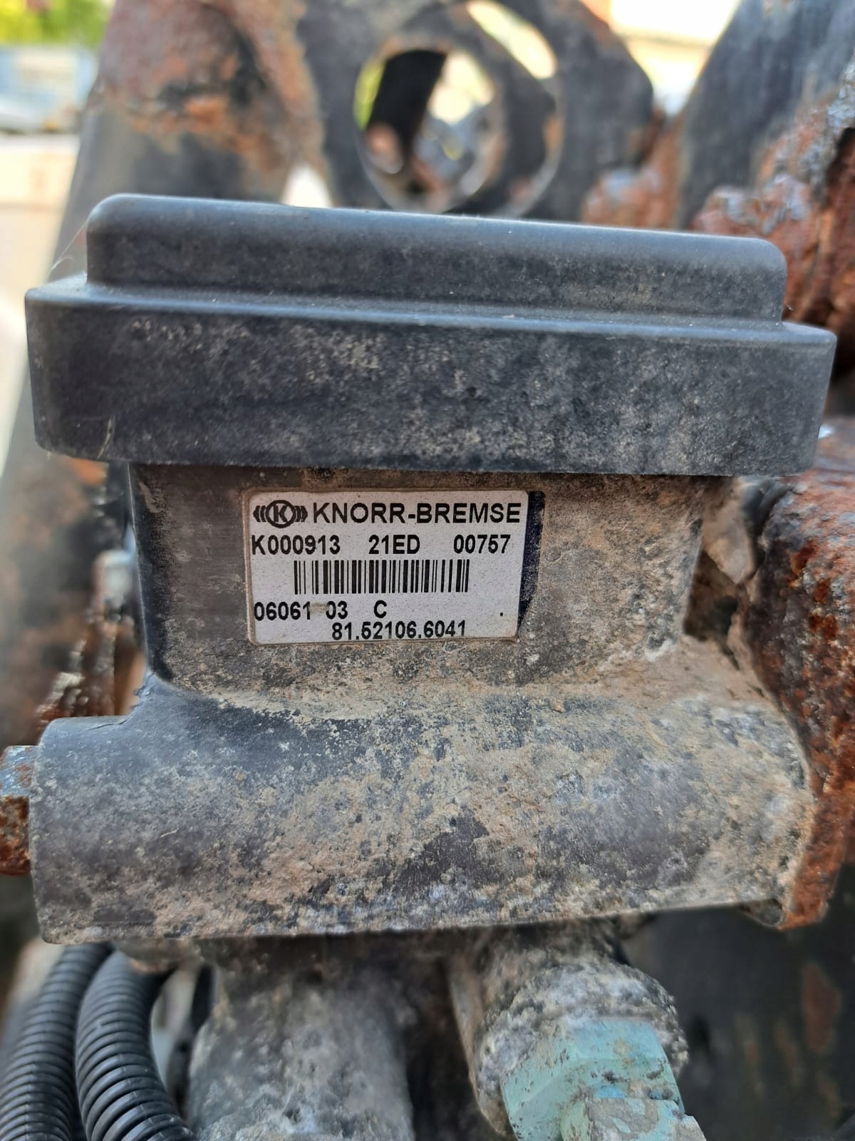 Модулятор переднего тормоза MAN 81.52106.6041