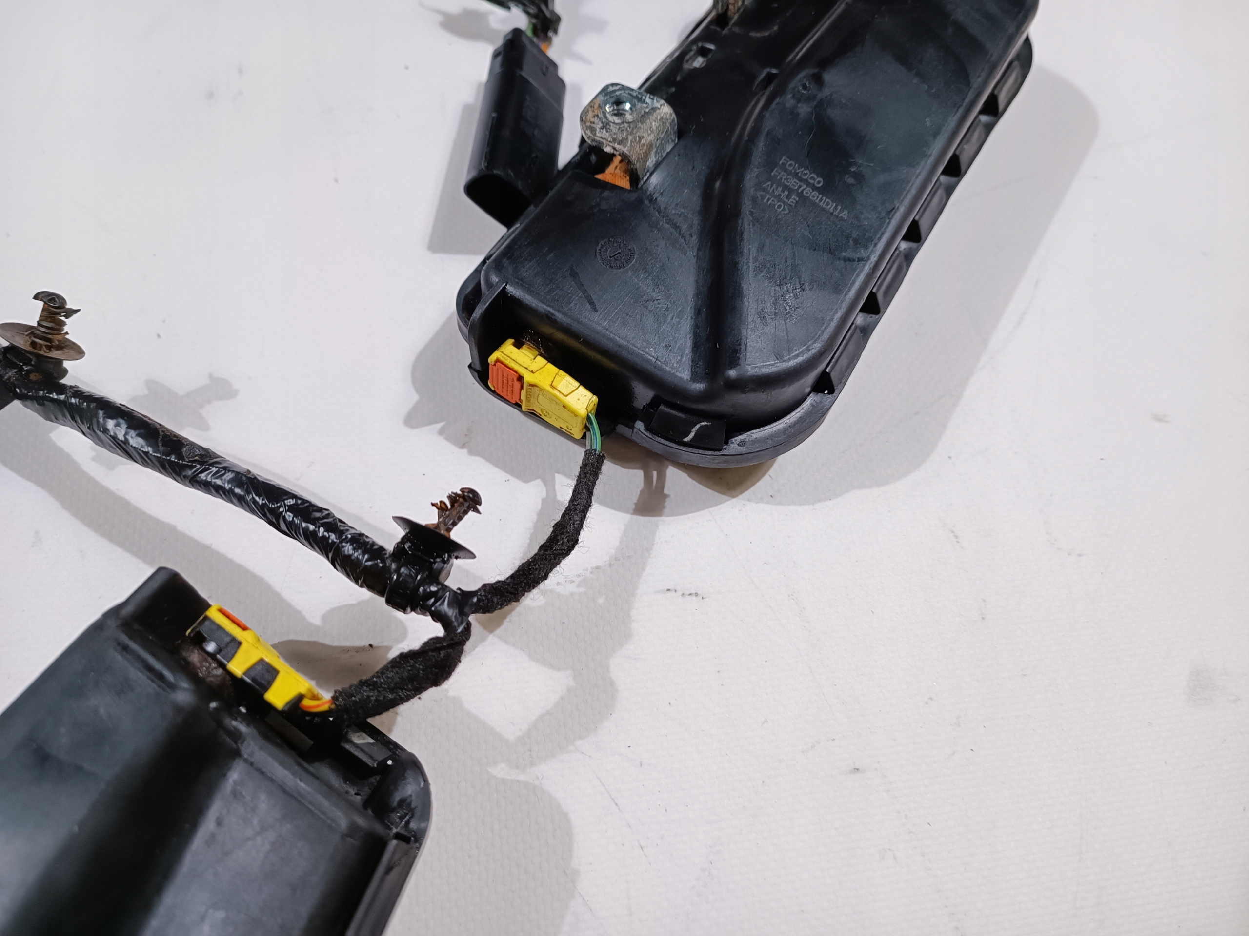 Airbag airbag SITZ links Ford Mustang VI Cabrio 2015