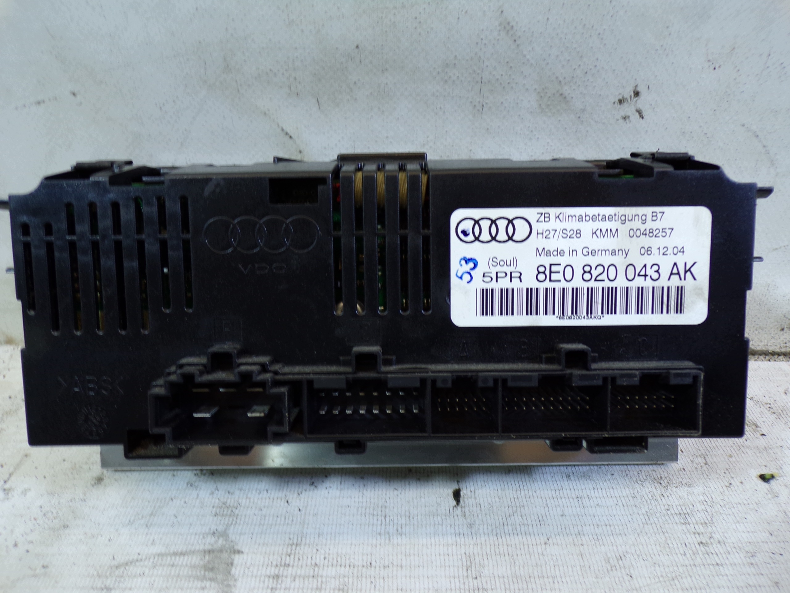 PANEL klími klimatizaci AUDI A4 B7 8E0820043AK