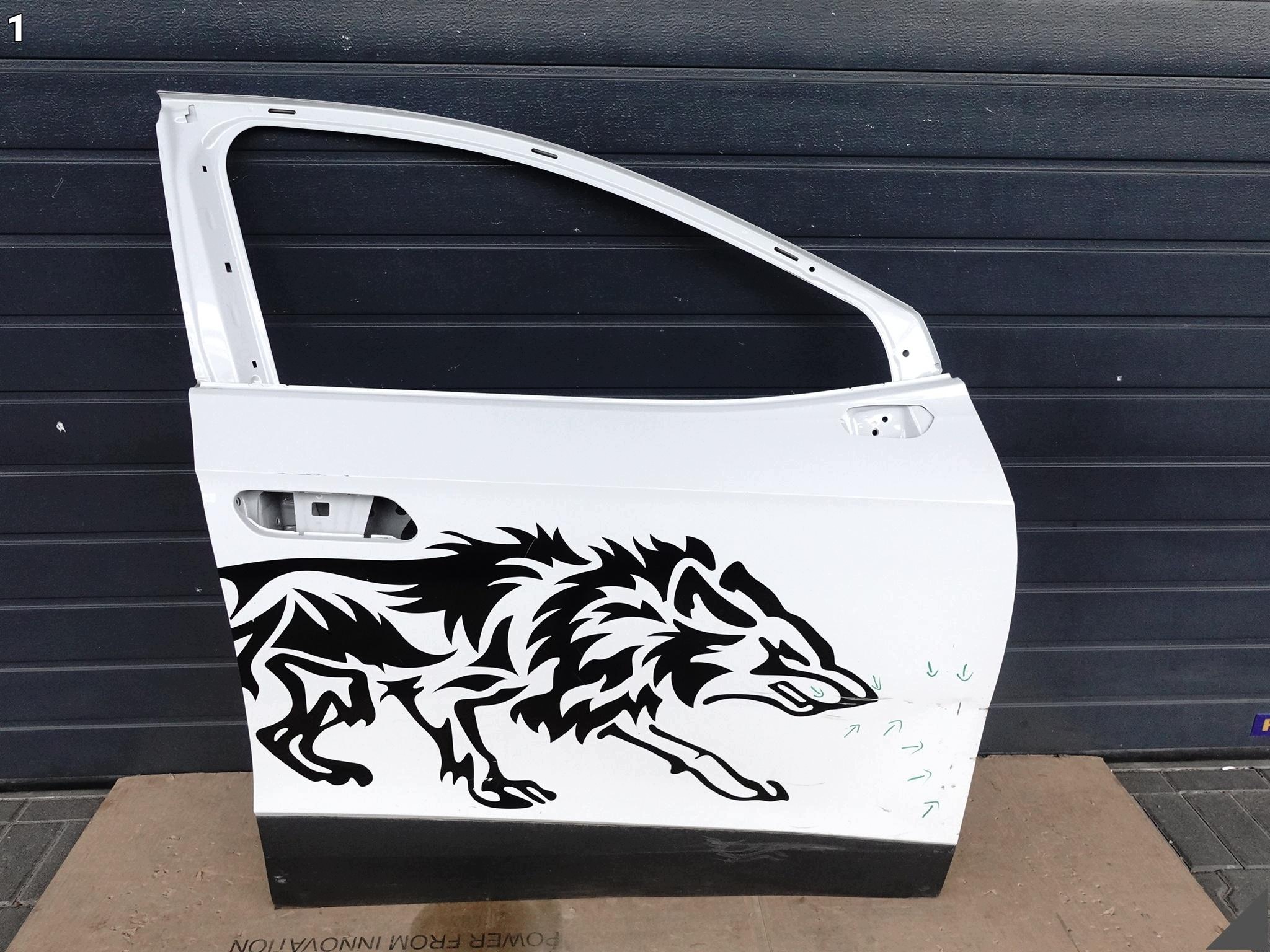 VW ID.4 ID4 E21 20- door DOOR front right + moulding