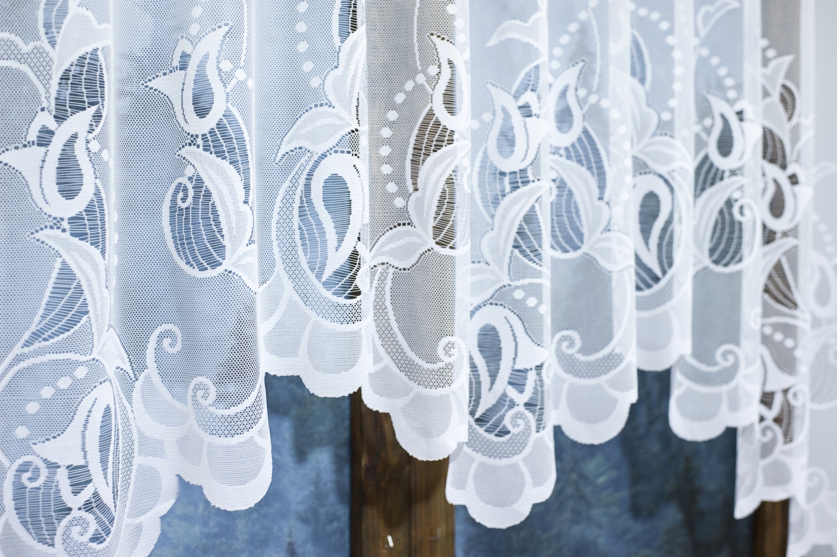 FIRANKI GOTOWA FIRANA ŻAKARDOWA NA PRZELOTKACH Marka Nav-Hess