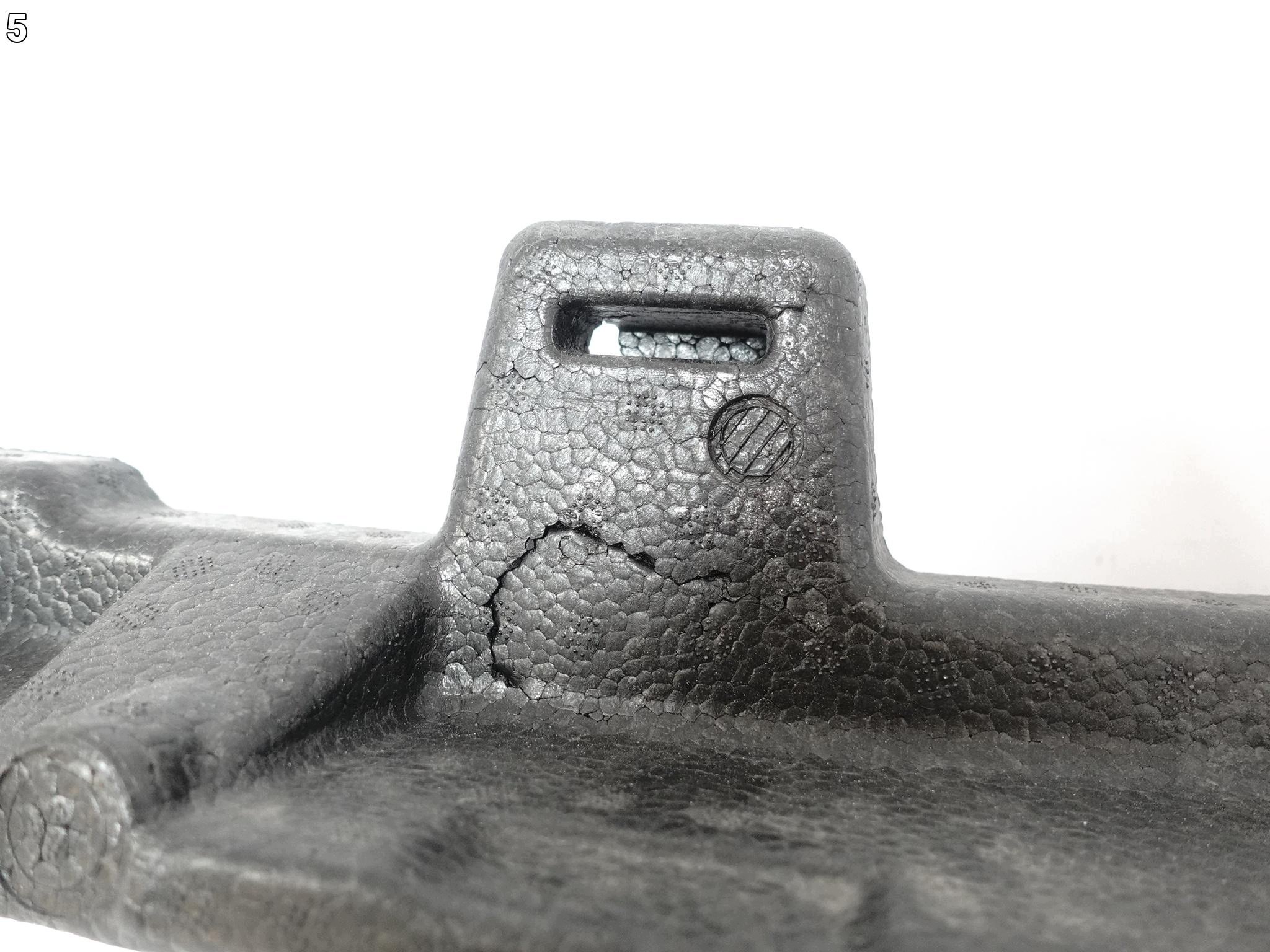 SKODA ELROQ 5LJ 25- ABSORBER pillar PIANKA sider W bumper front