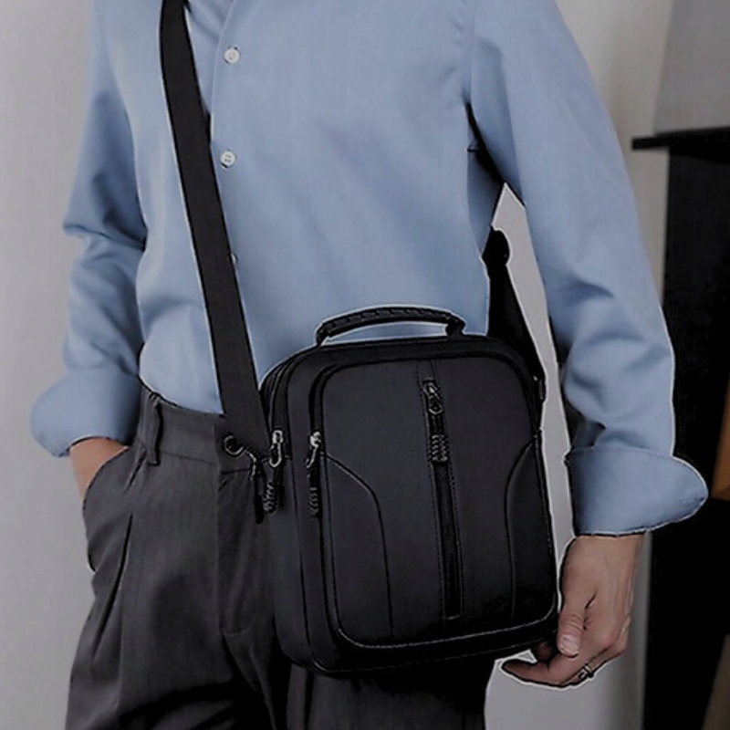 SASZETKA TORBA NERKA MĘSKA SPORTOWA NA RAMIĘ KLASYCZNA CZARNA Typ saszetka