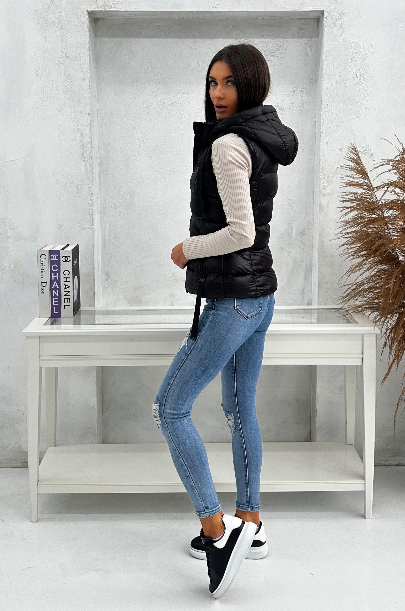 DZ3133 r M DAMSKI BEZRĘKAWNIK KAMIZELKA OCIEPLANA Rodzaj puchowa