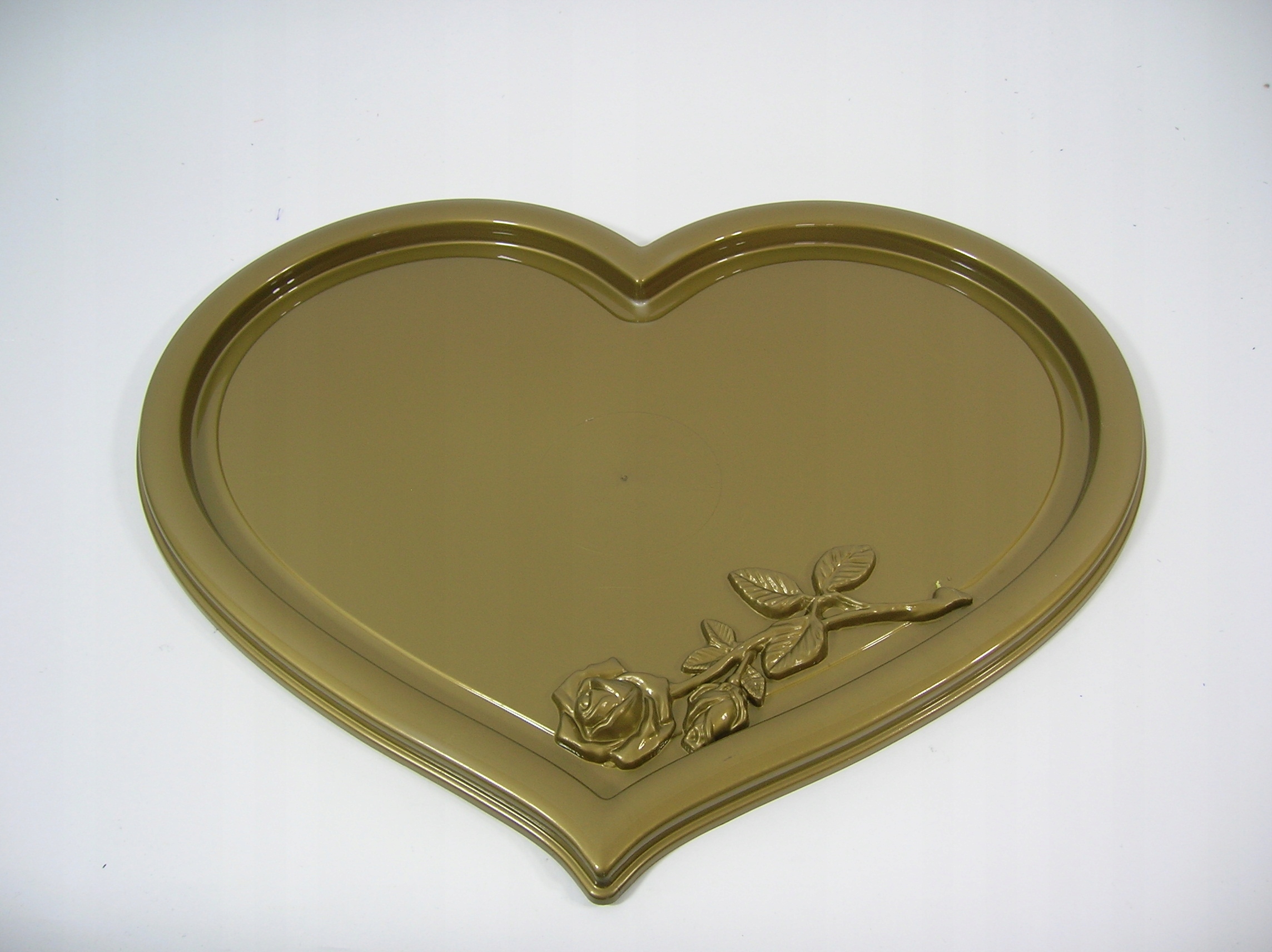 PODSTAWKA POD ZNICZ SERCE ZŁOTE NA CMENTARZ EAN (GTIN) 5907771497921