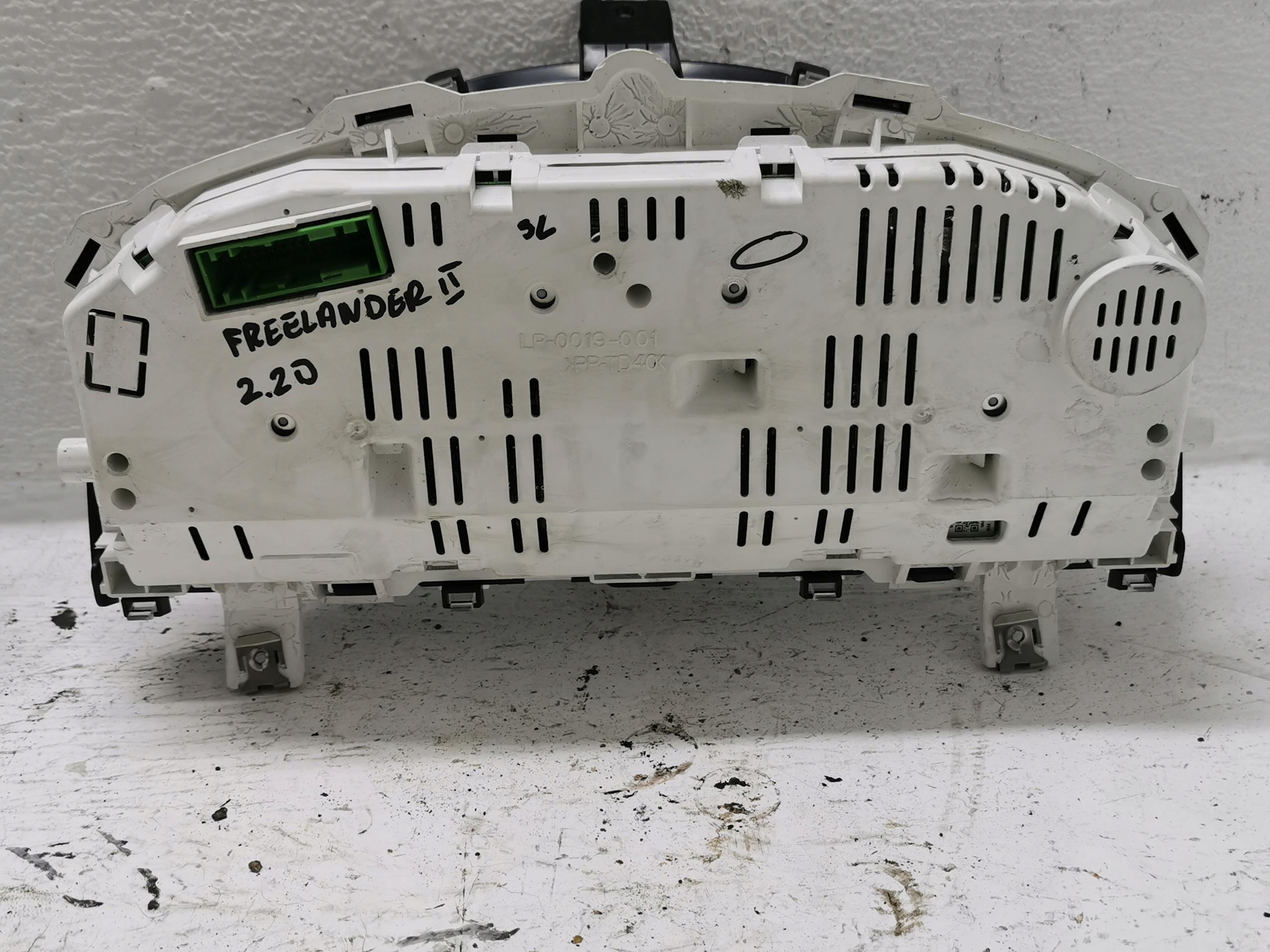 dials dials LAND ROVER FREELANDER II L359 UK