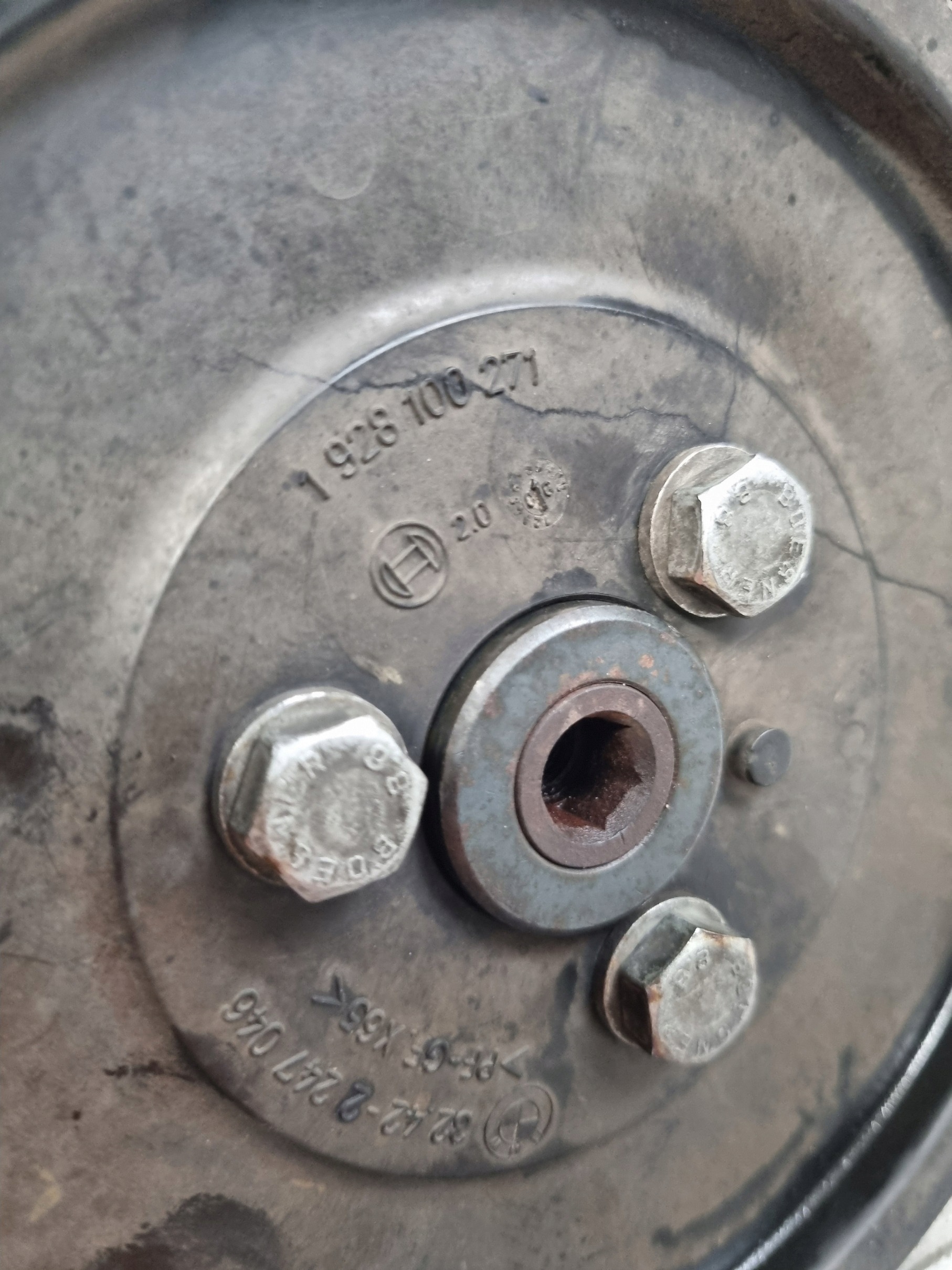 servo čerpadlo BMW E46 2.0D