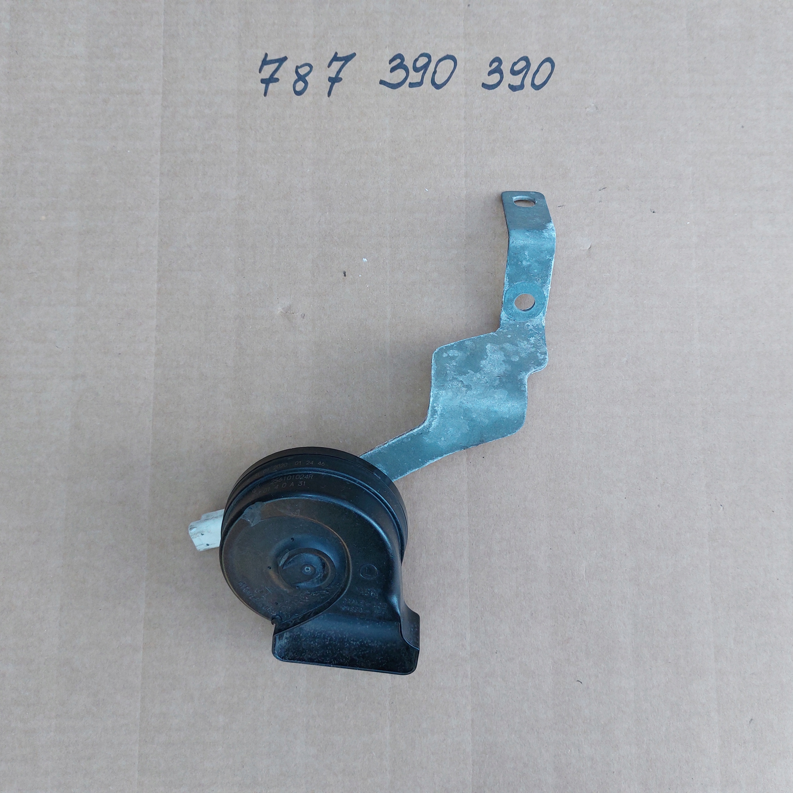 RENAULT CLIO V ORYGINALNY KLAKSON 002408\2012