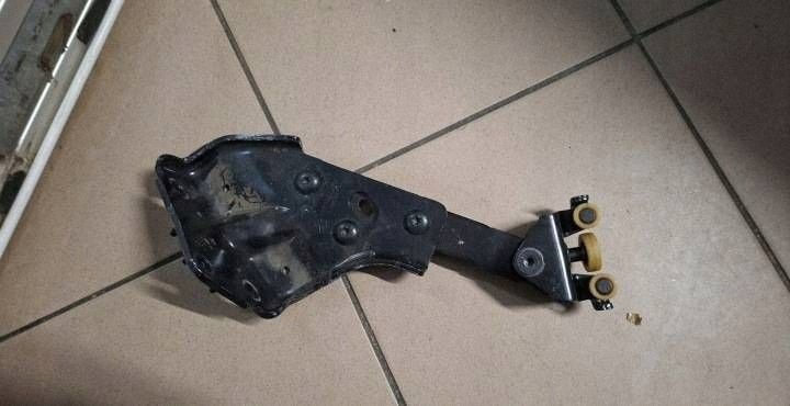 Inna part bodywork right side Renault Kangoo III 745966766R
