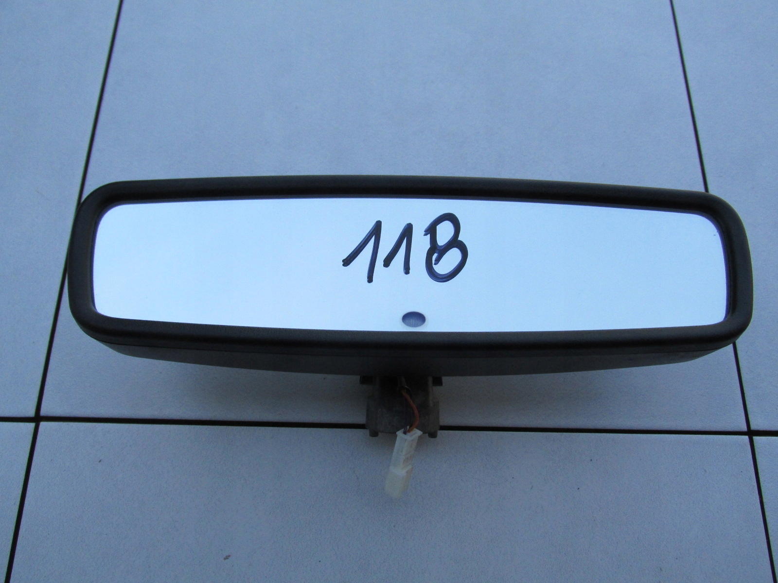 LUSTERKO WSTECZNE FOTOCHROM KUGA MK1 2012 ROK