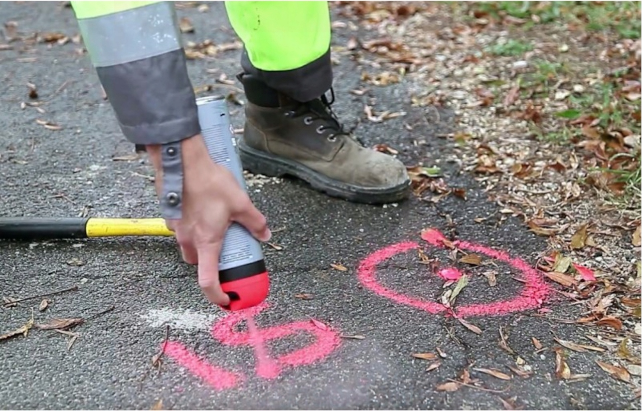 SOPPEC FLUO TP SPRAY FARBA GEODEZYJNA CZERWONA Marka bez marki