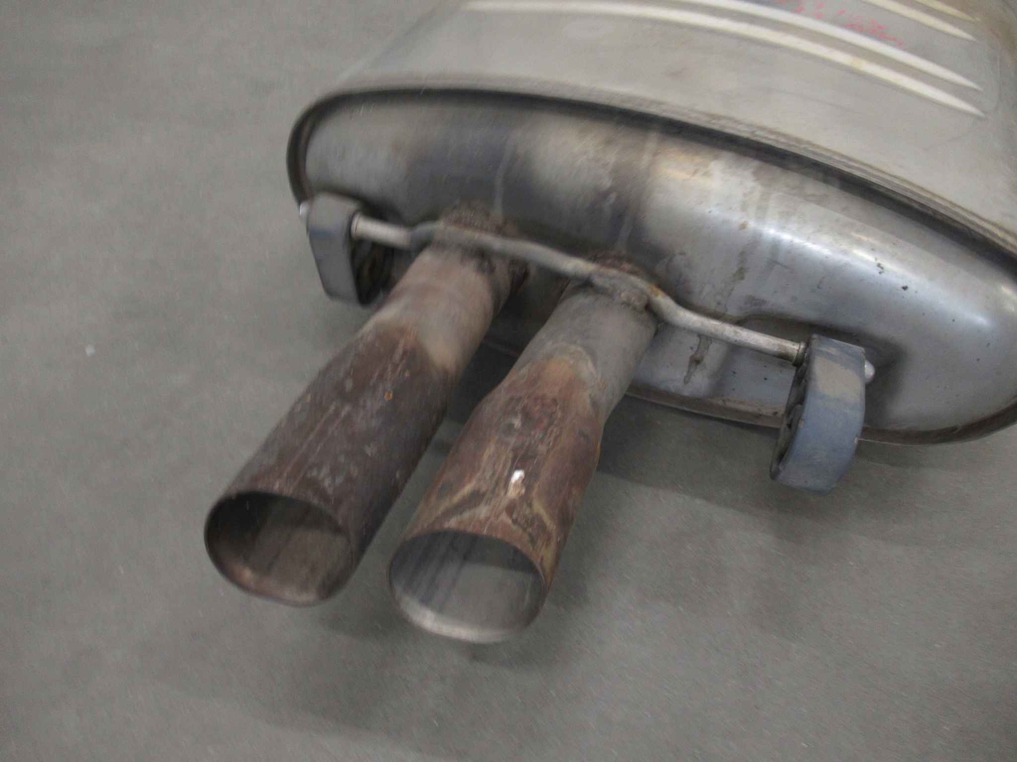 silencer rear exhaust pipe BMW e60 e61 2.5 3.0 M57n 177km 218km