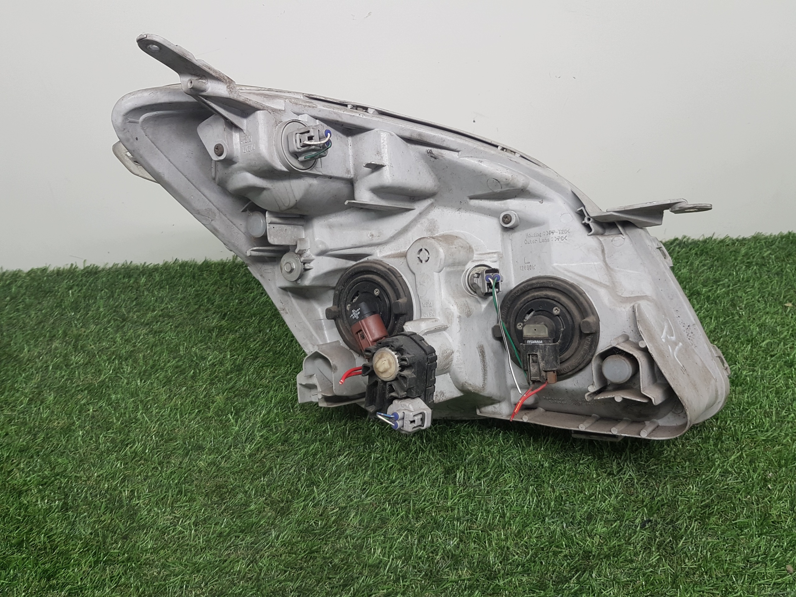 light left front TOYOTA COROLLA VERSO