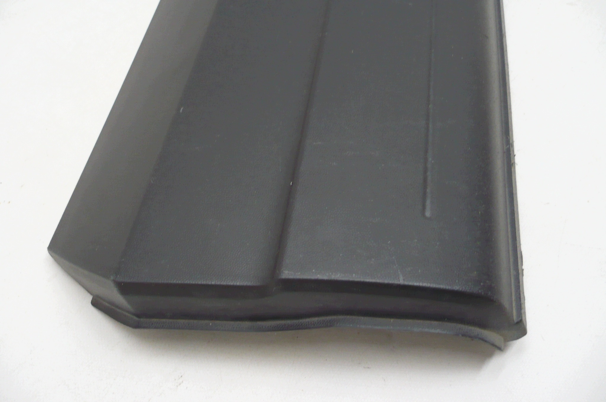 VW TIGUAN and 07- moulding door left rear part