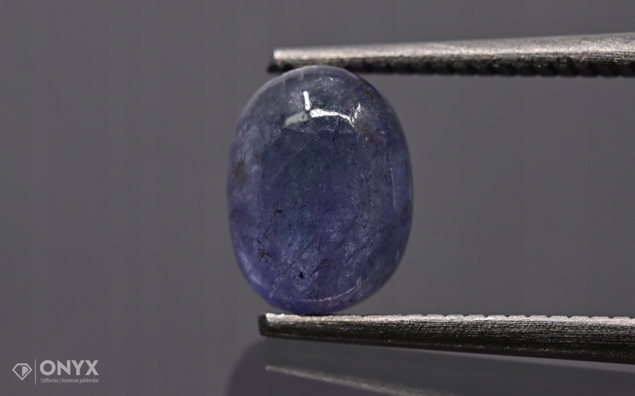 Tanzanit kabošon ovál 7,4x5,5 mm