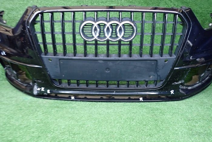 AUDI Q3 S-LINE 11-14 Frontstoßstange vorne
