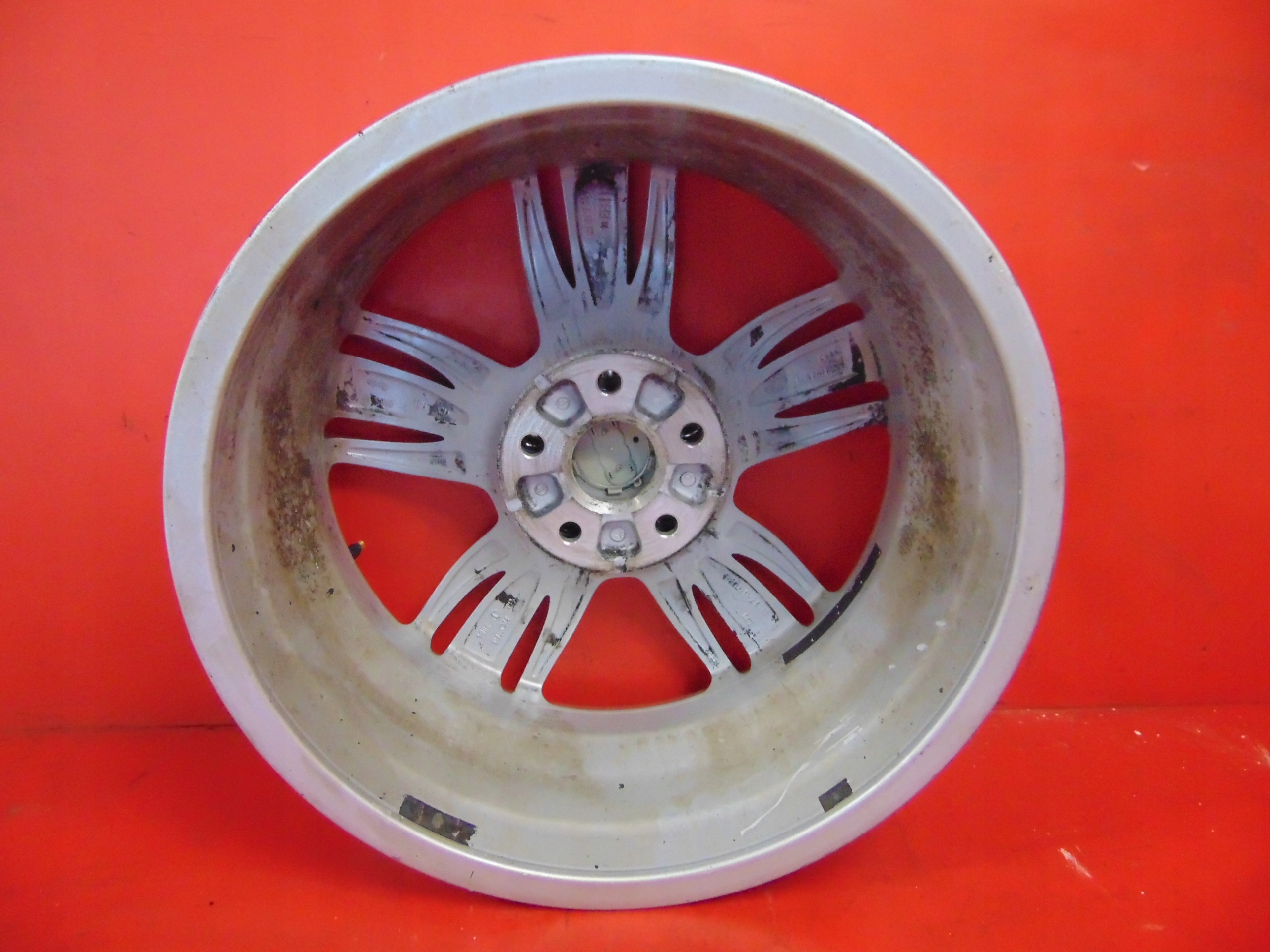 AUDI Q3 8U disk hliníkový 17 5x112 7J ET43