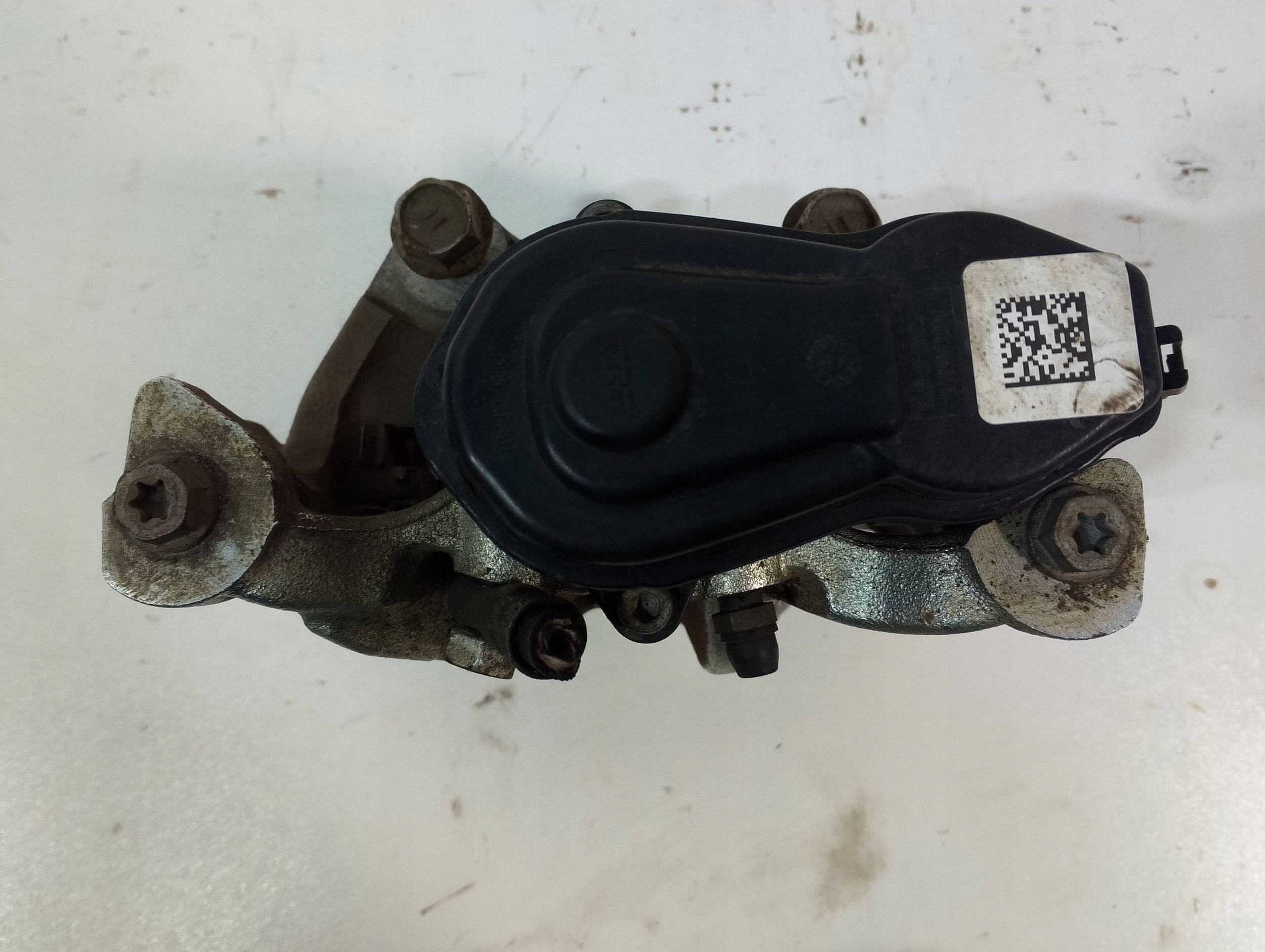 Toyota Corolla E21 caliper brake rear right 46310F4011 (B293)