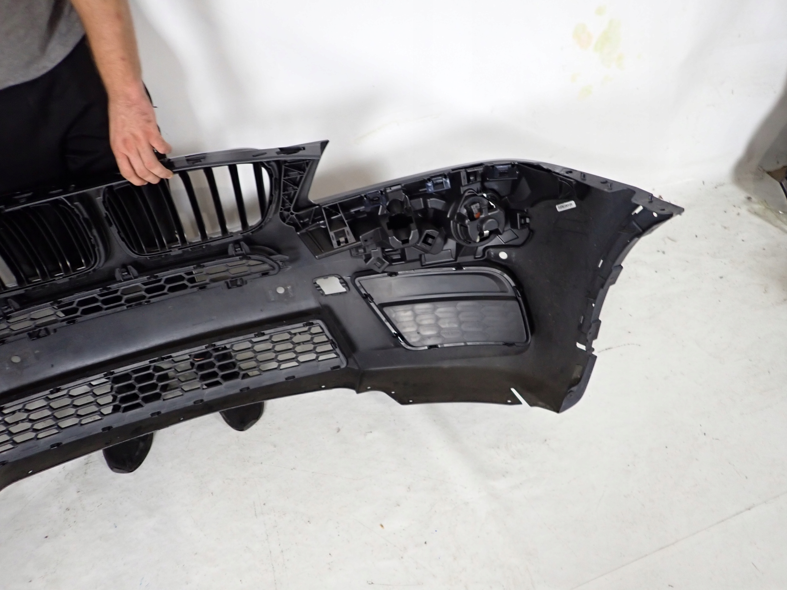 BMW X3 F25 m-packet 10-14 bumper front front washer PDC
