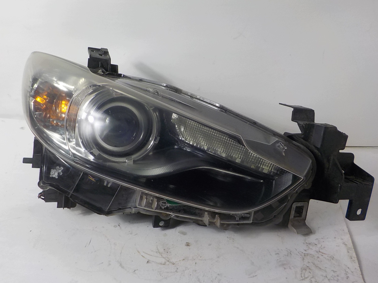 MAZDA 6 III GJ XENON light right front front UK