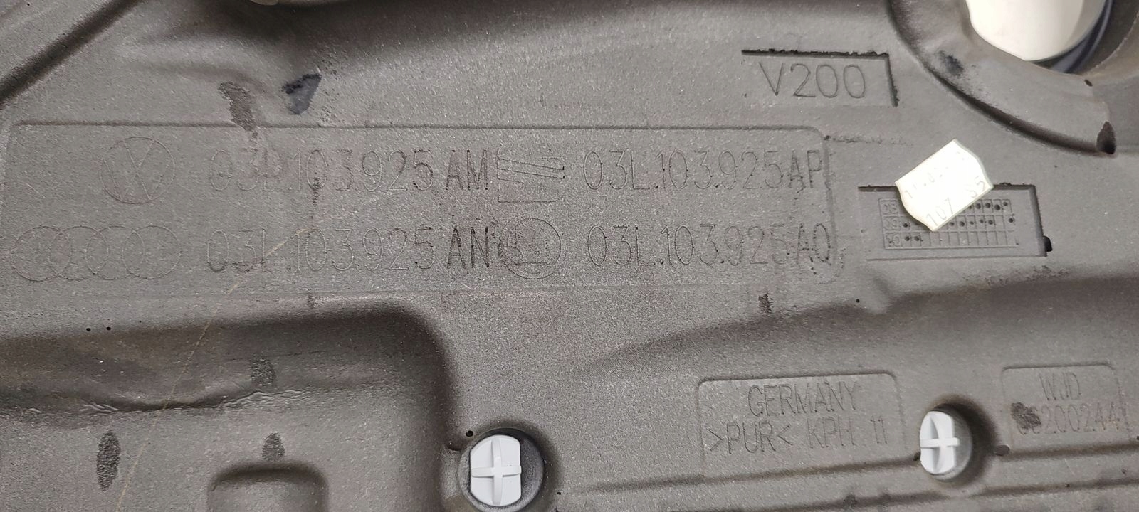 fedél motorfedél VW Passat B6 2,0 TDI CR