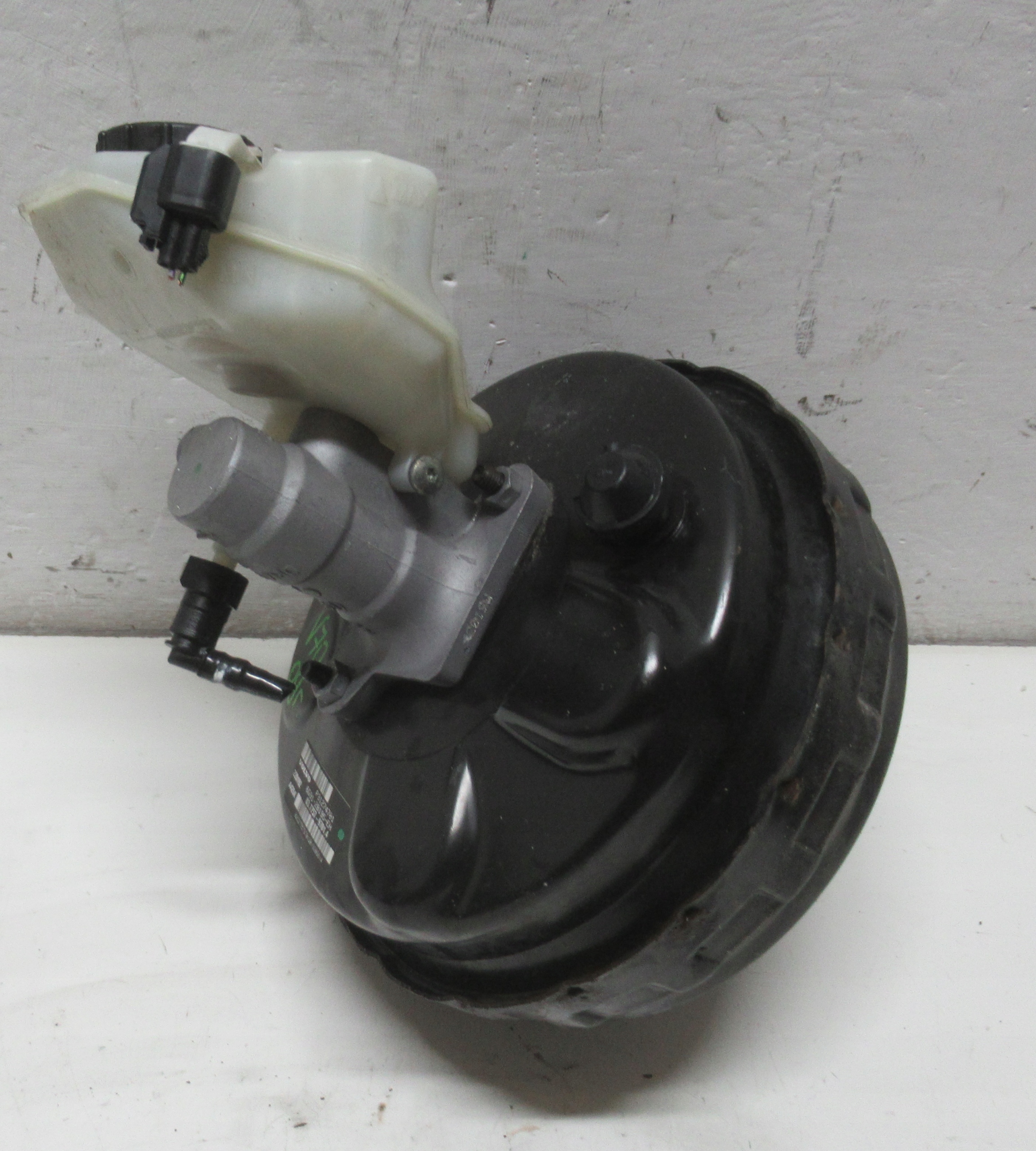 VOLVO V70 2.0 D 09R servo Servofreno P31274701