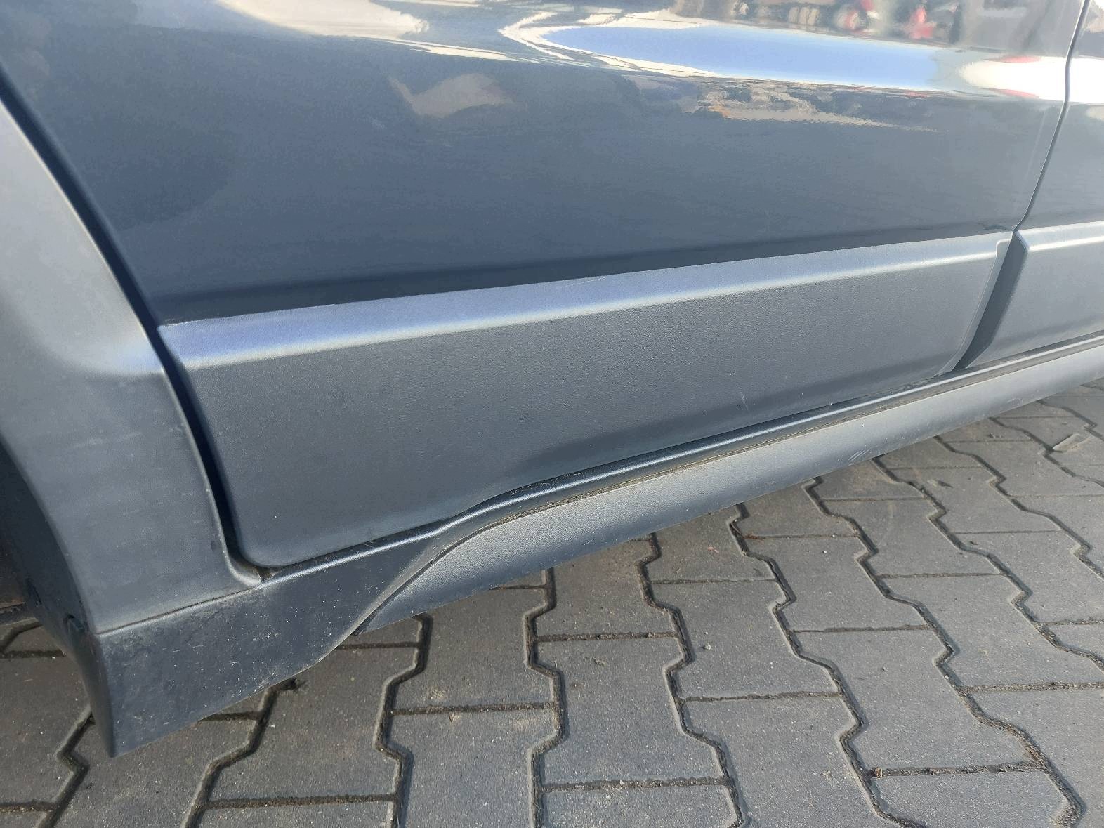 door complete right rear part OPEL ANTARA and 88 U
