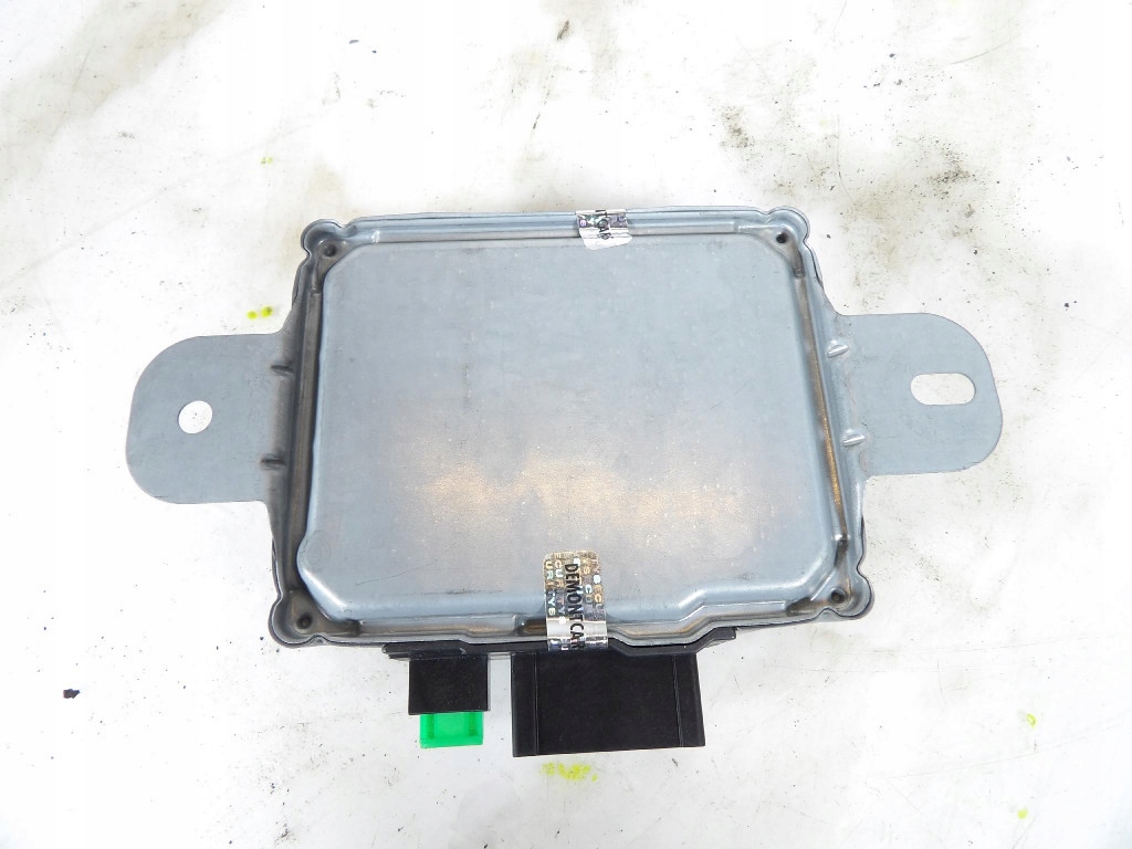 module control unit navigation devices 13306648 OPEL ASTRA V K 16R