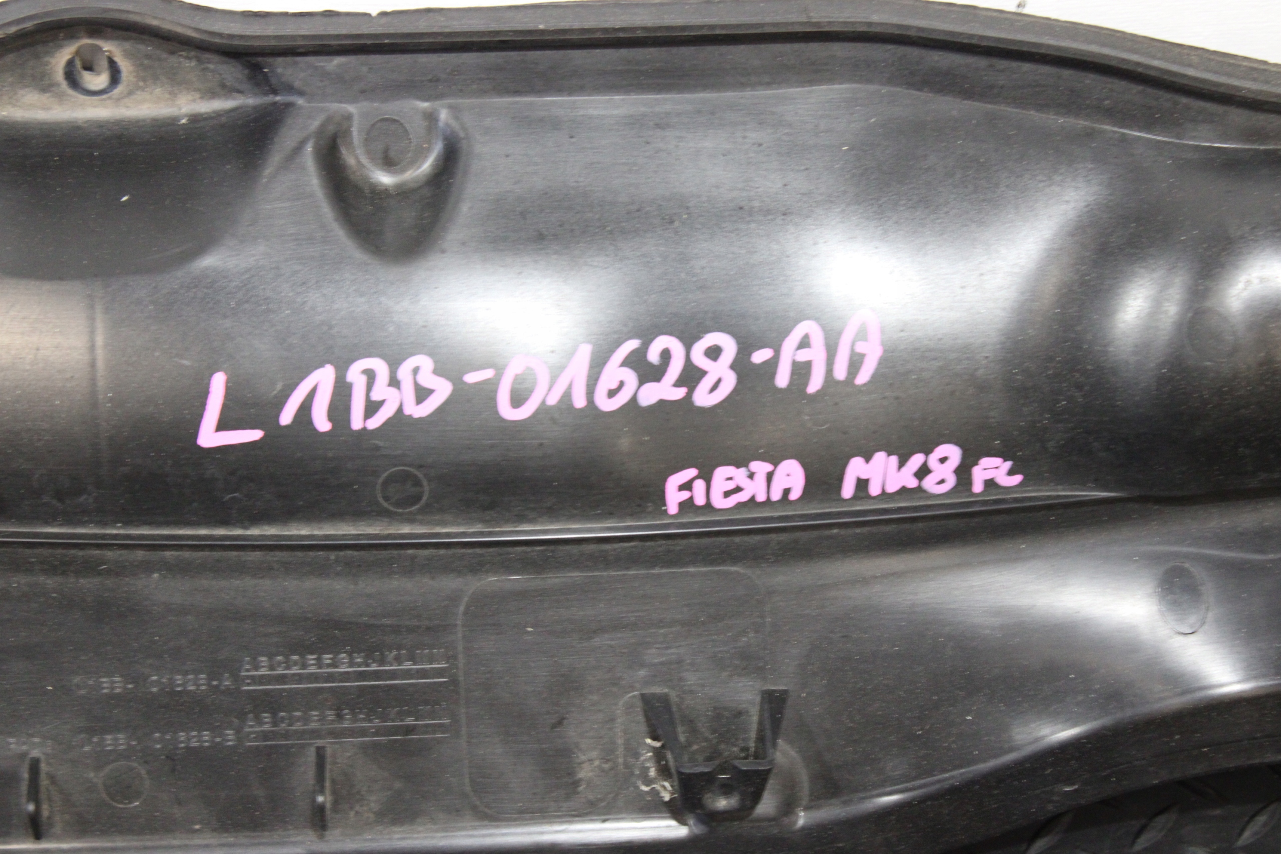 torpedo lower FORD FIESTA MK8 LIFT L1BB-01628-AA