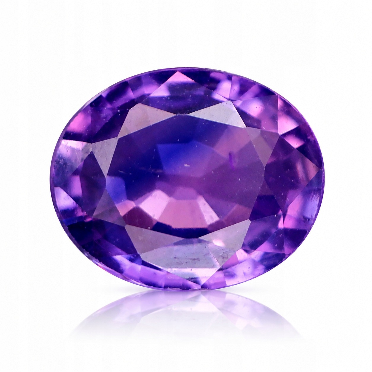 Přírodní safír 0.63 ct Fialový Ovál Tanzanie SI1 certifikát Wbd