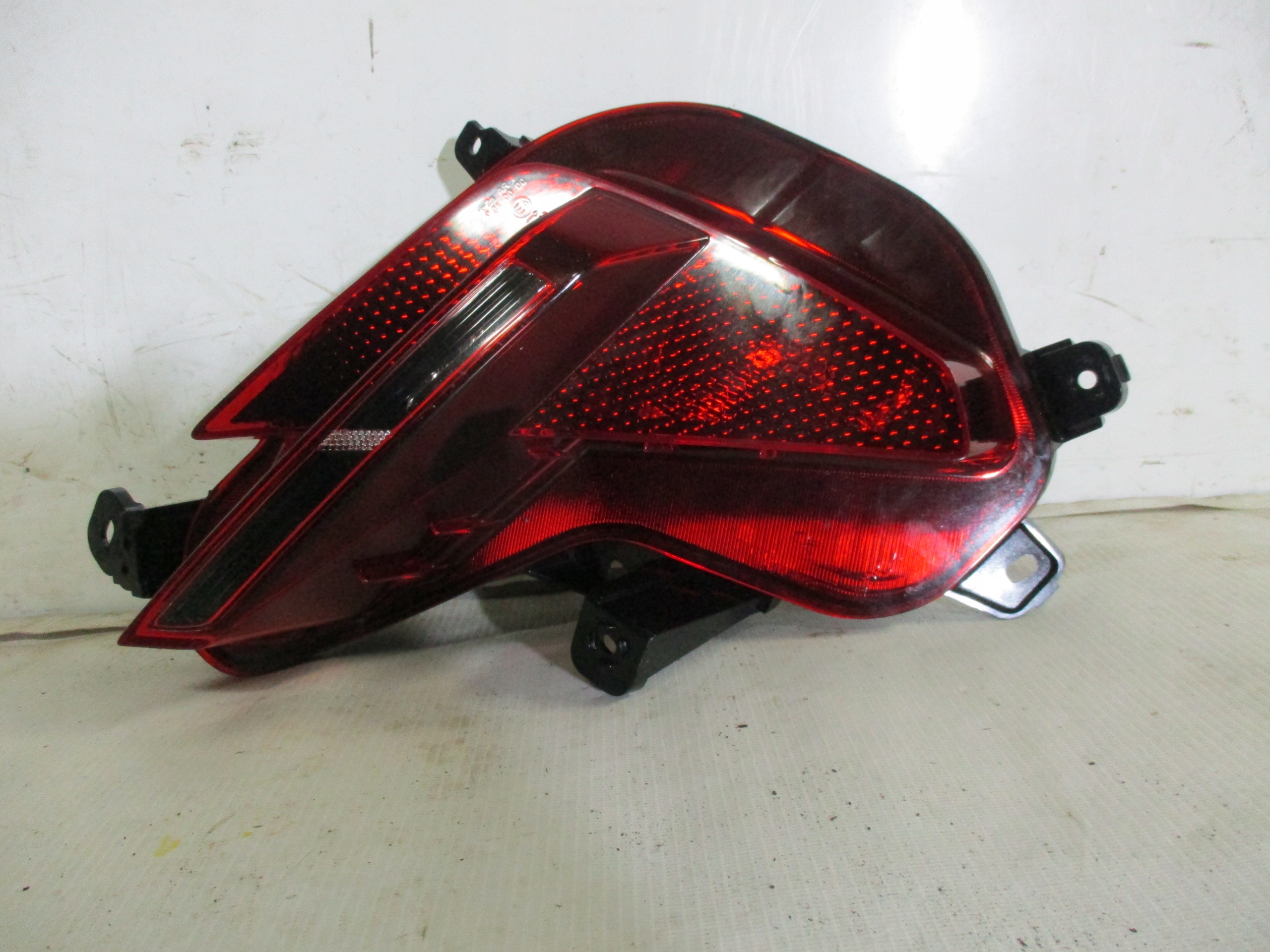 light right rear part Hyundai Tucson 92406-N7400