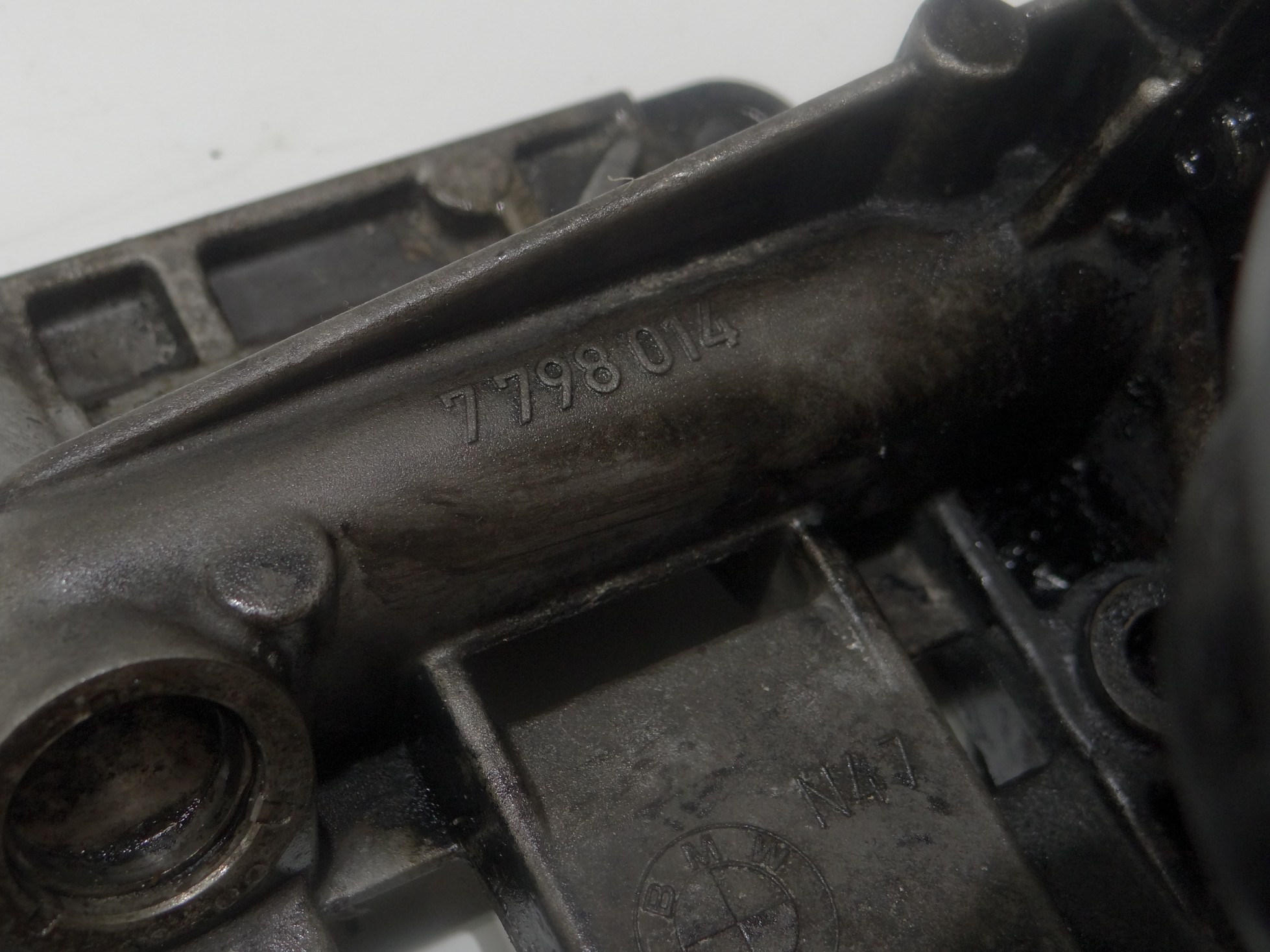 Ölpumpe BMW X3 E83 2.0 D OE 7798014