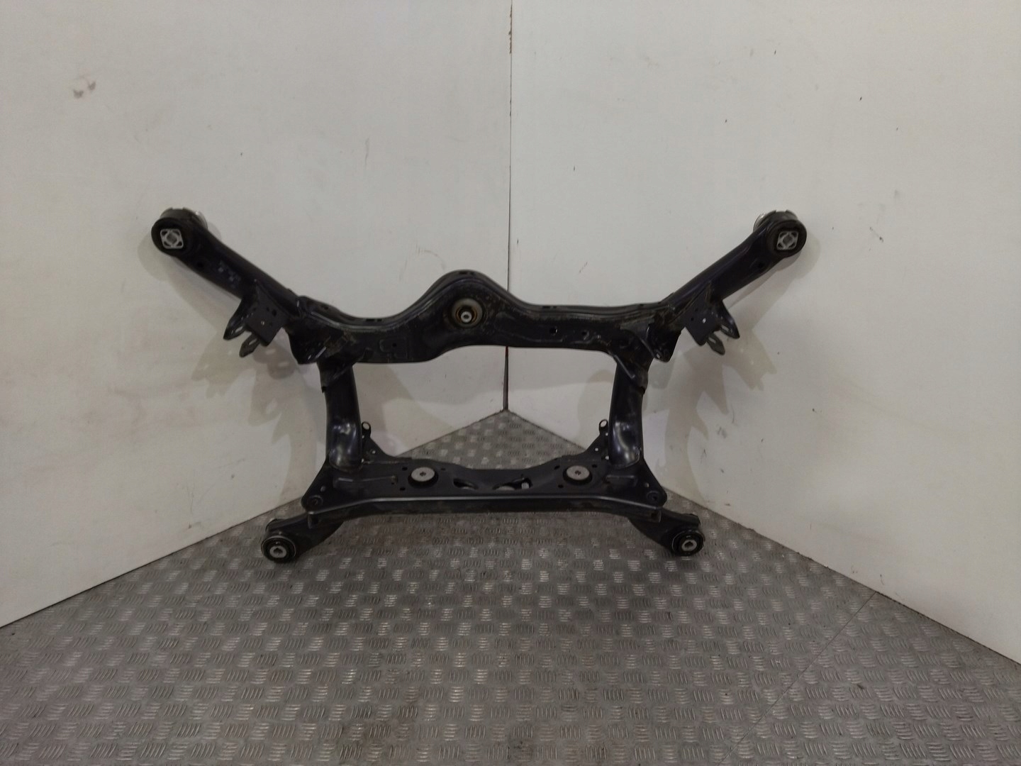 4H0505105 рама сани коляска колыбель задняя AUDI A8 D4