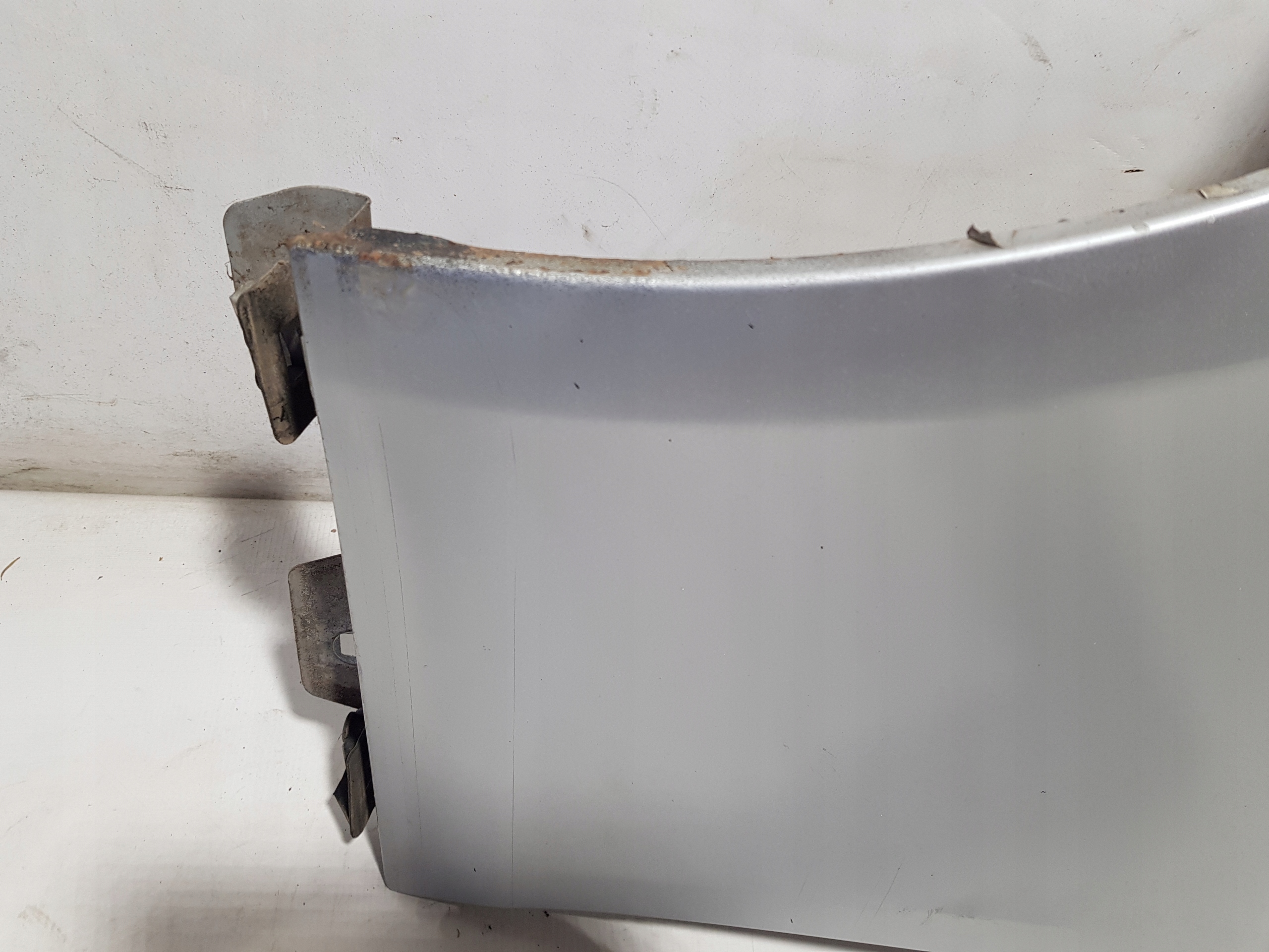 fender left MERCEDES CLS W219 C775 775