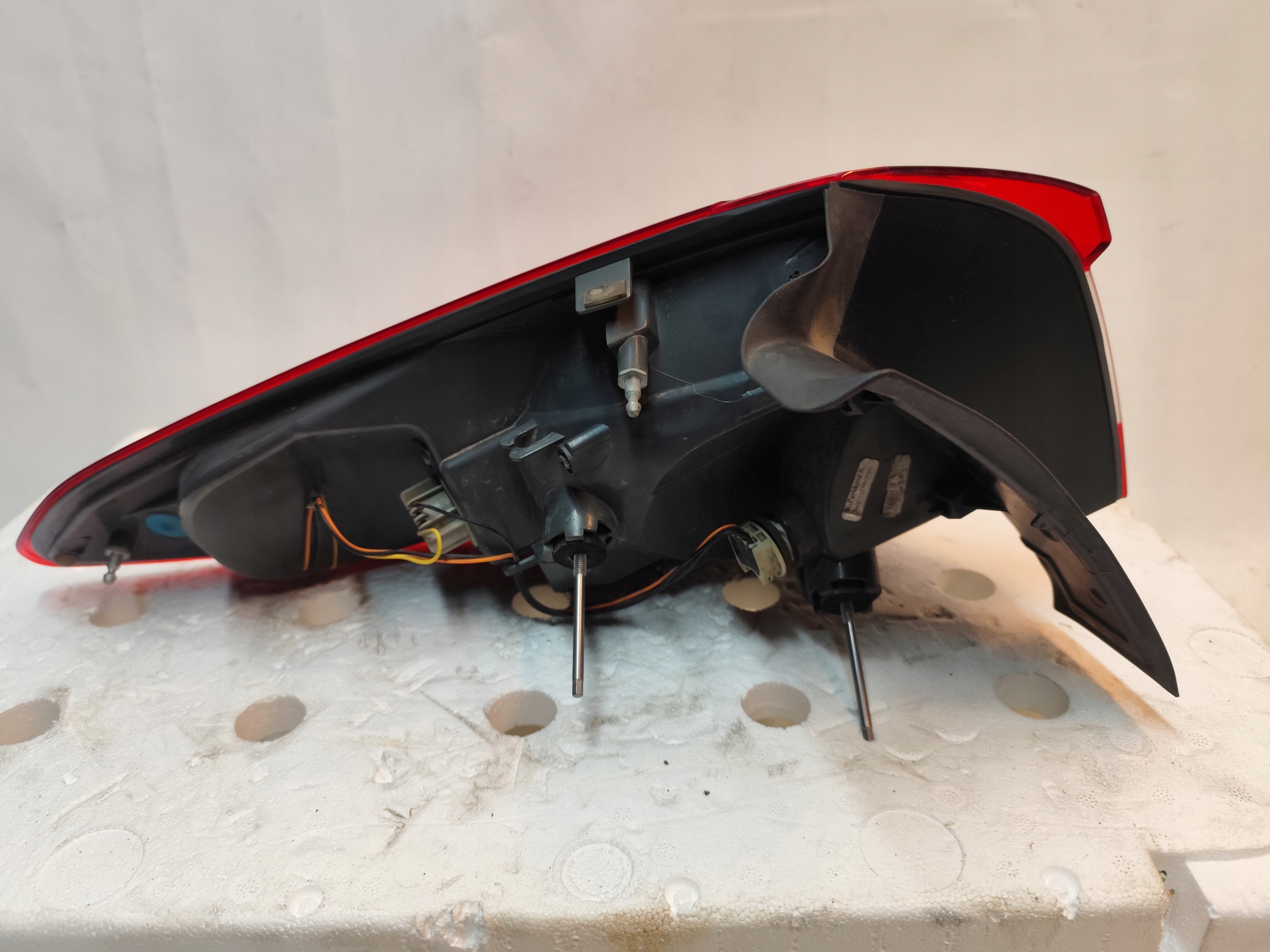 FORD FOCUS MK4 KOMBI light rear part right