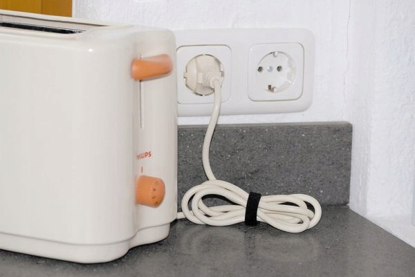 Taśma na rzep 5 m Wolfcraft - czarna Marka Wolfcraft