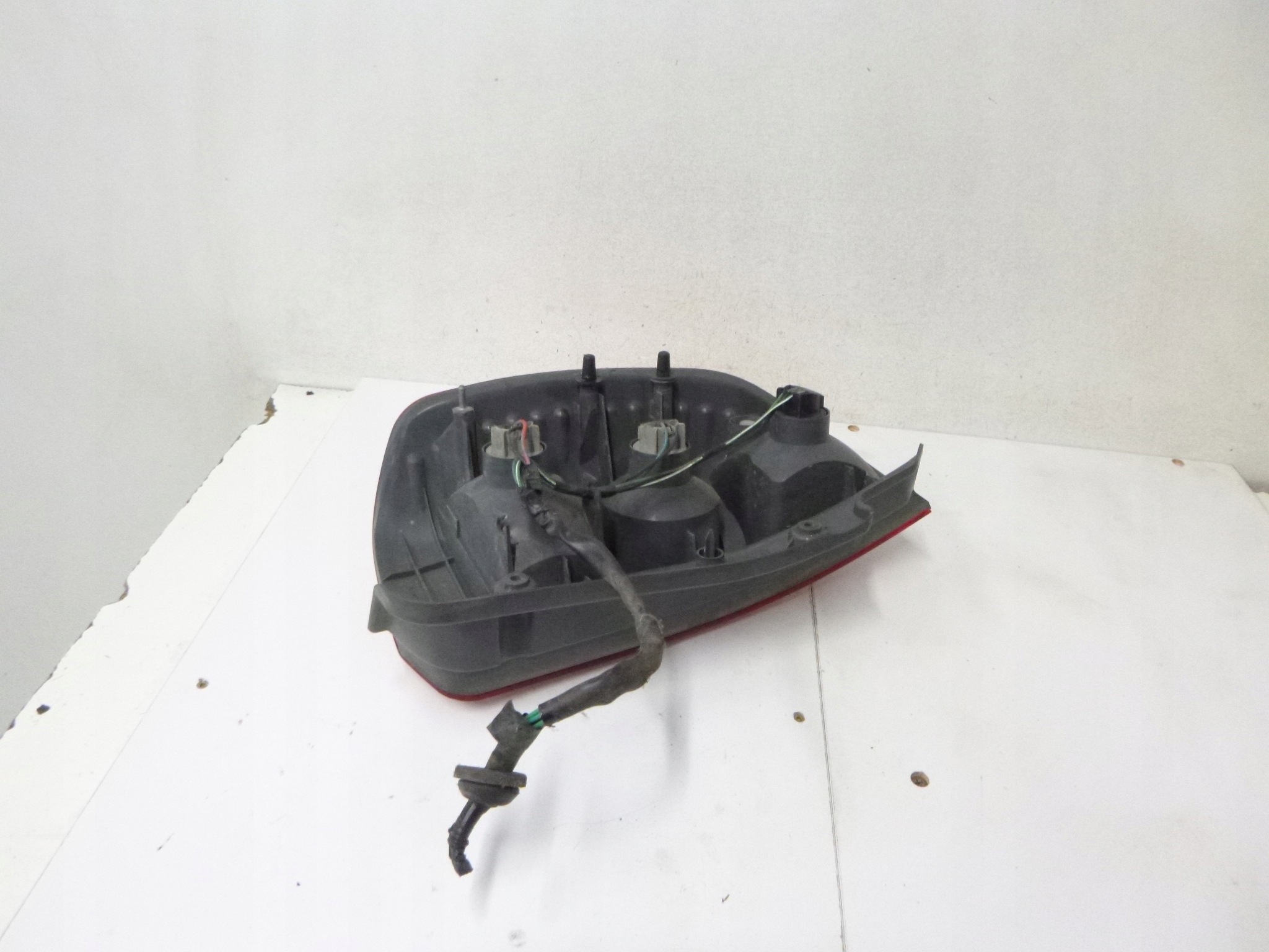 light rear part right Mitsubishi Space Star LIFT MR913174 2002 – 2005