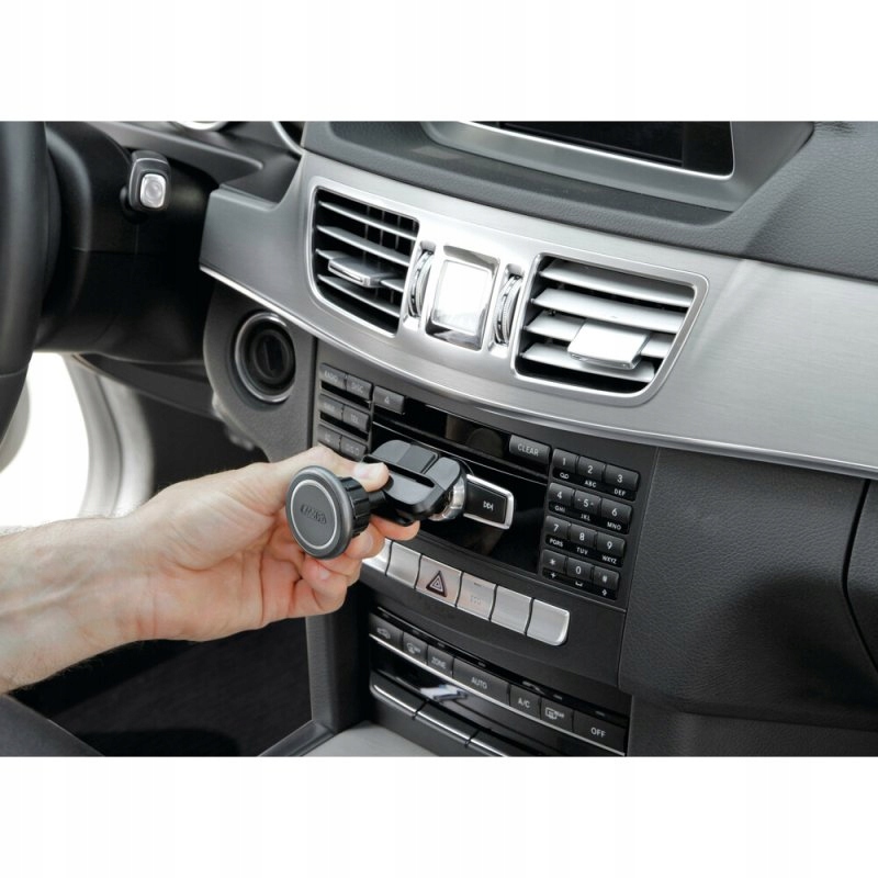 UCHWYT SAMOCHODOWY NA TELEFON SMARTFON DO RADIA W MIEJSCE PŁYTY CD DVD Rodzaj magnetyczny