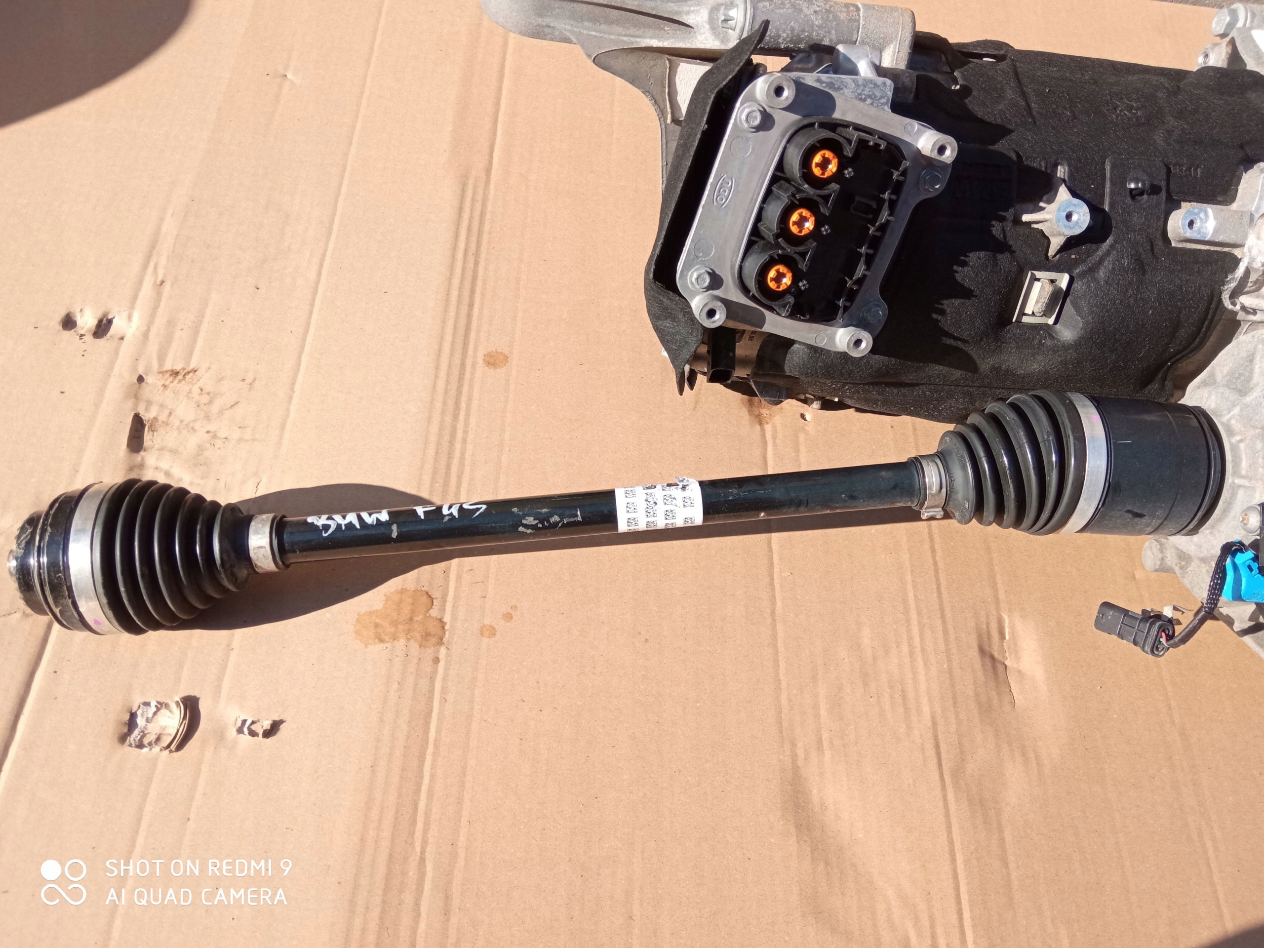 BMW F45 gearbox, rear part complete semi-axis