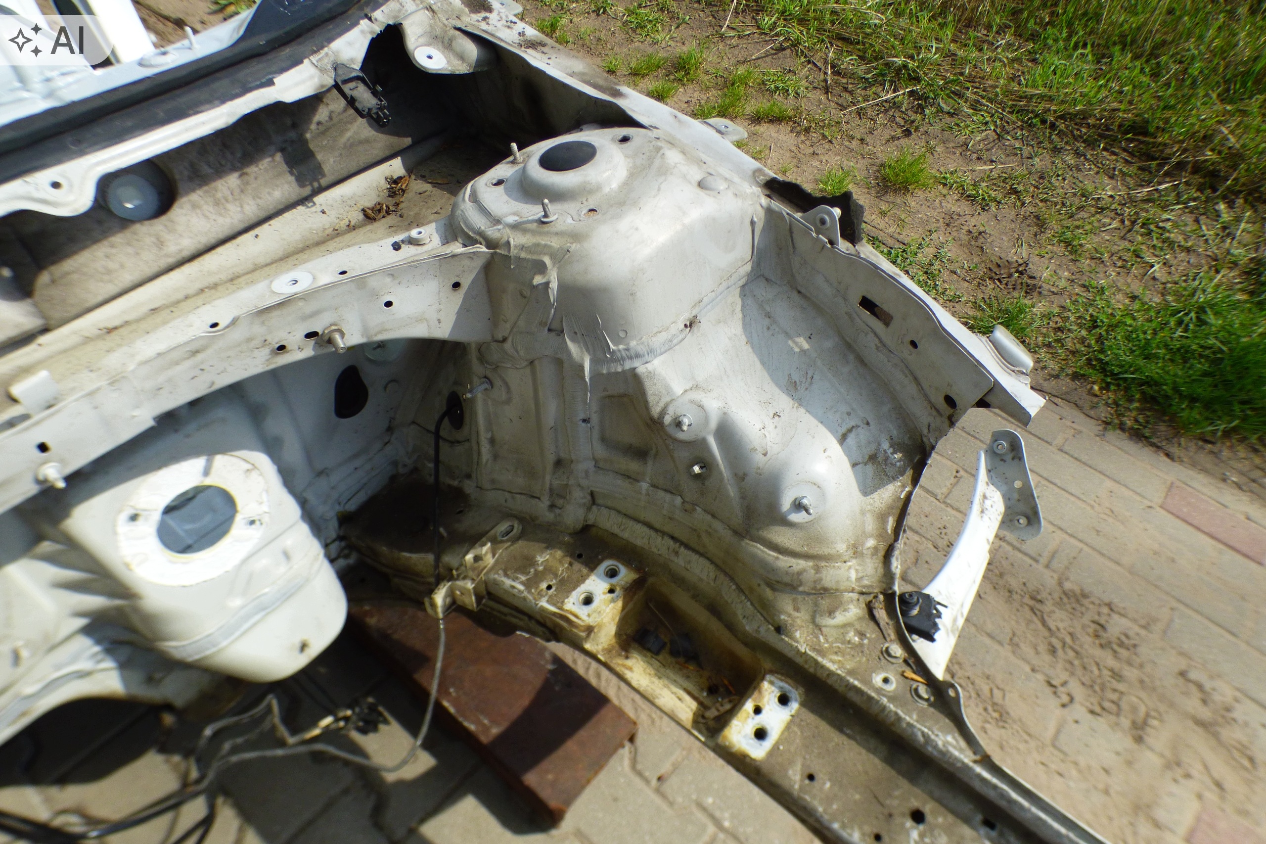 fartuch placement left front LF9E SKODA SUPERB III