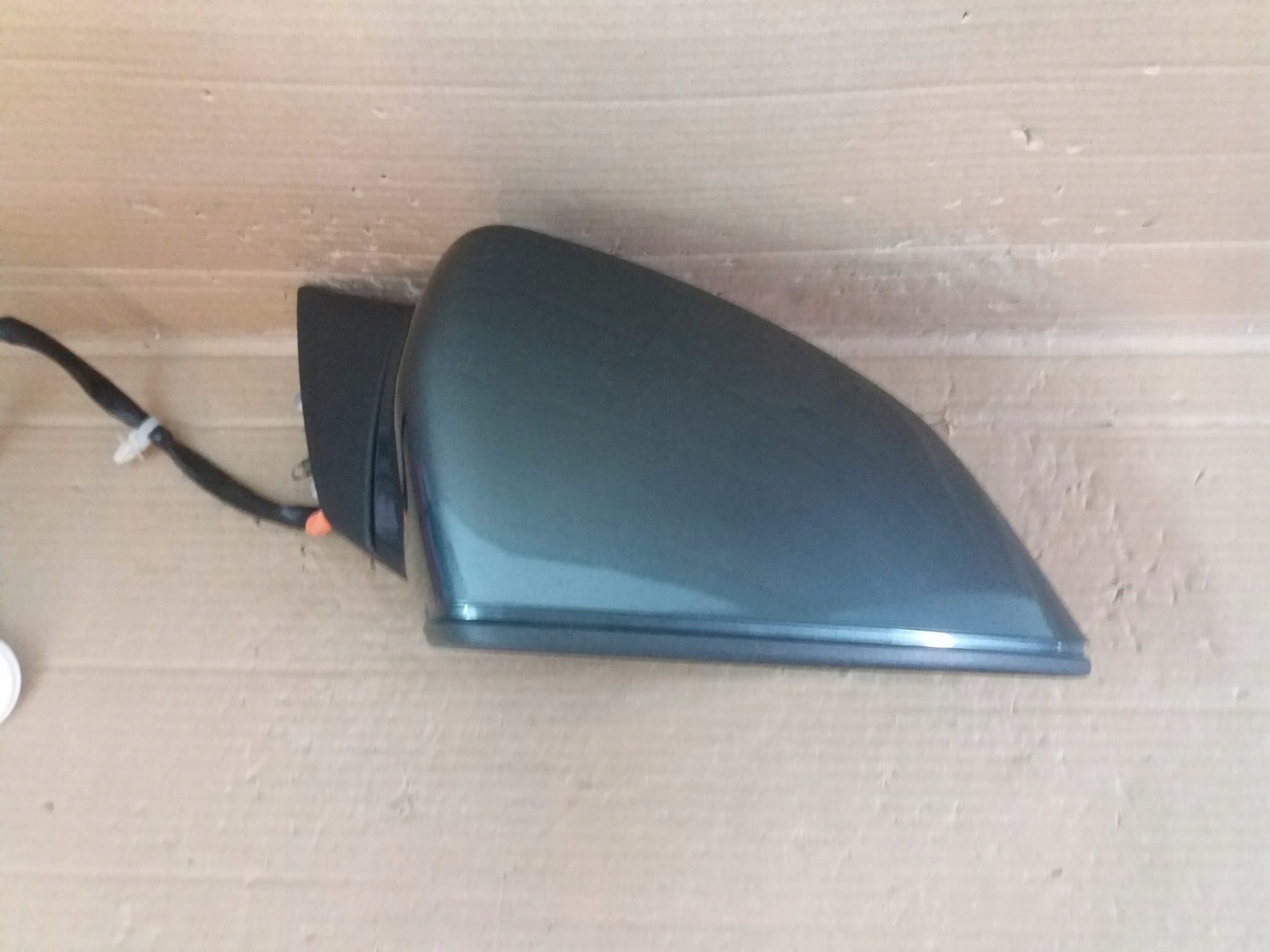 SEAT ATECA PRAWE SKŁADANE ASYSTENT (9+2) 11 PIN EU Typ szkła sferyczne