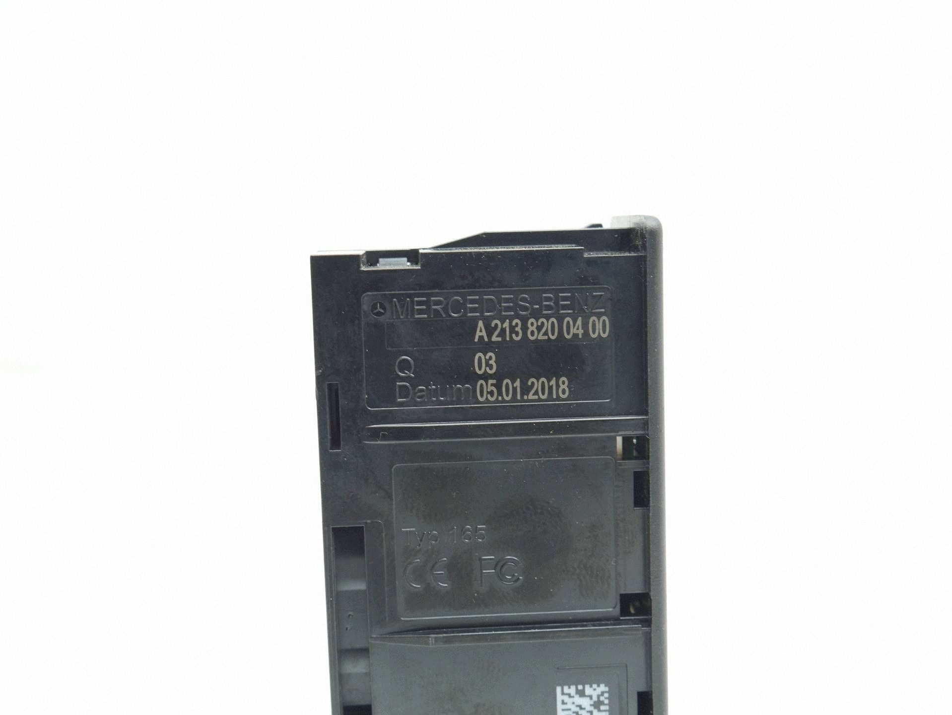 player PORT USB adapter input SD MERCEDES W205 W213 A2138200400