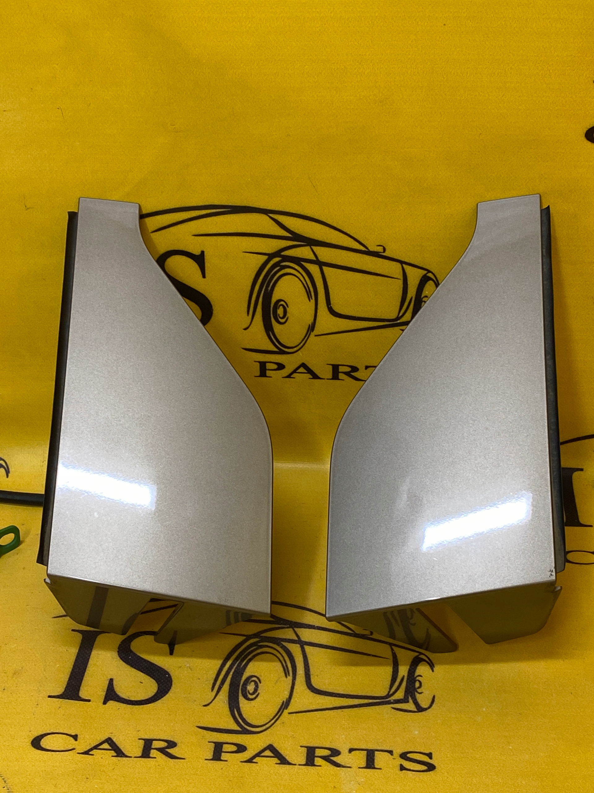 Lv4b-s42946 lv4b-s42946-AFW - FORD KUGA MK3 КРИШКА ПЕТЛІ БАГАЖНИКА ПРАВА