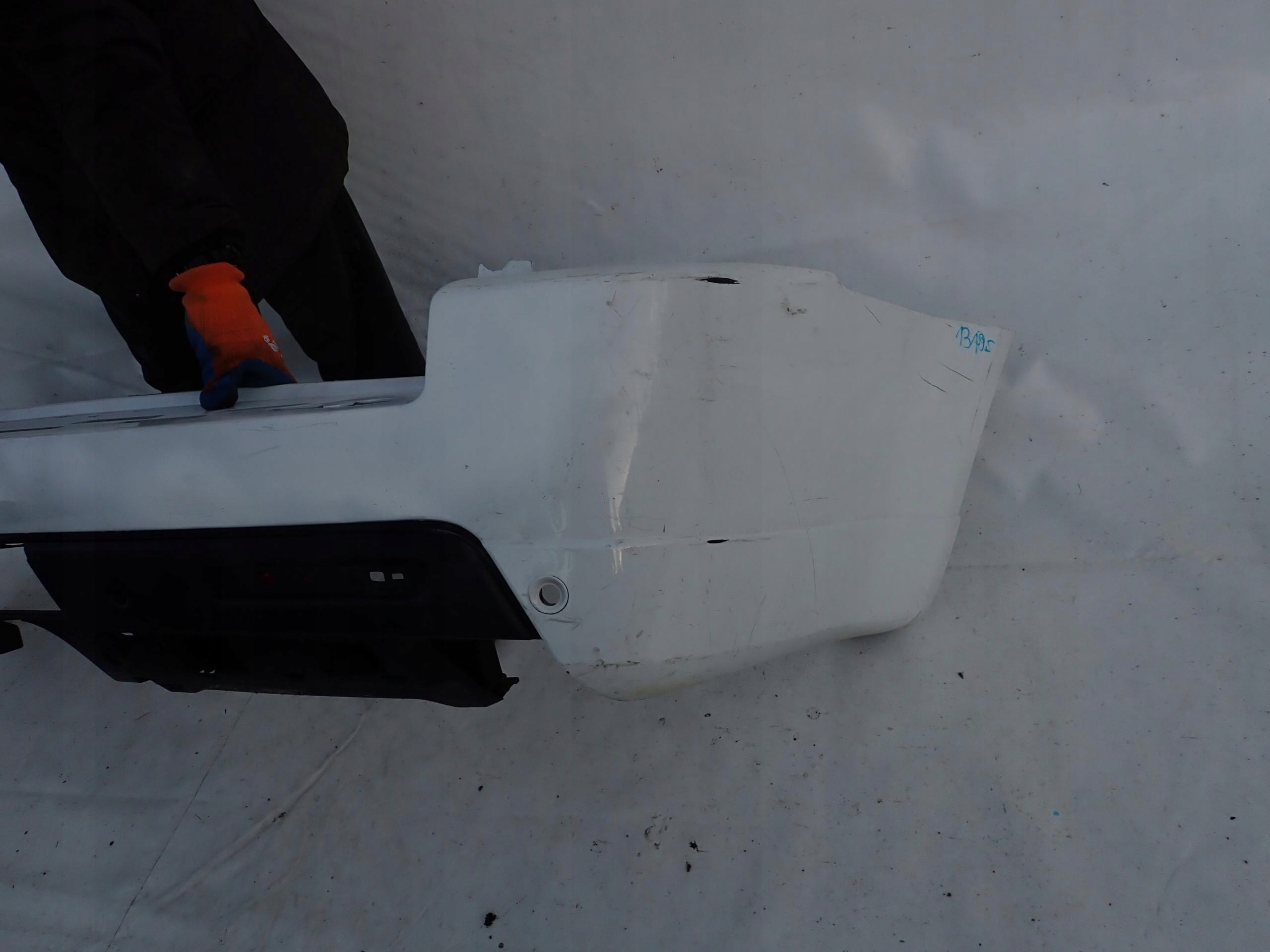 RANGE ROVER SPORT AUTOBIOGRAPHY 10- bumper rear part