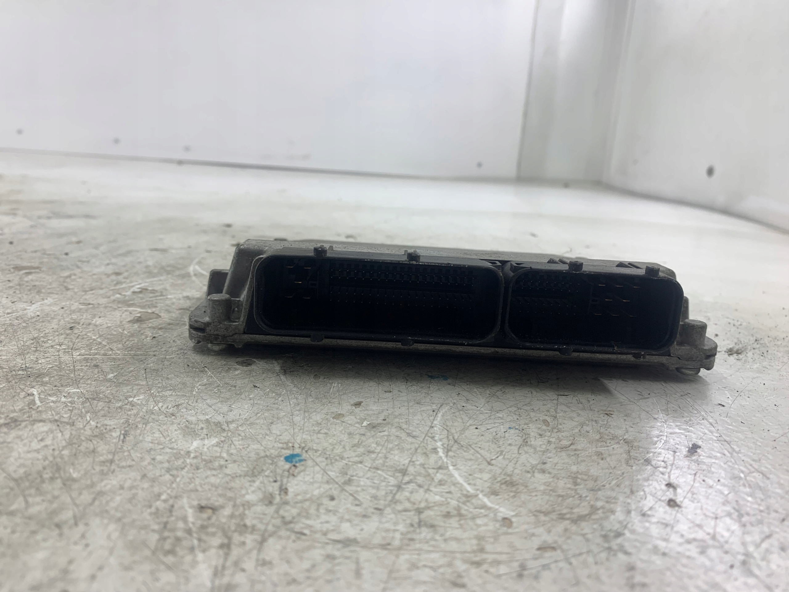 VW POLO 9N 1.2 control unit of the engine 03D906032C