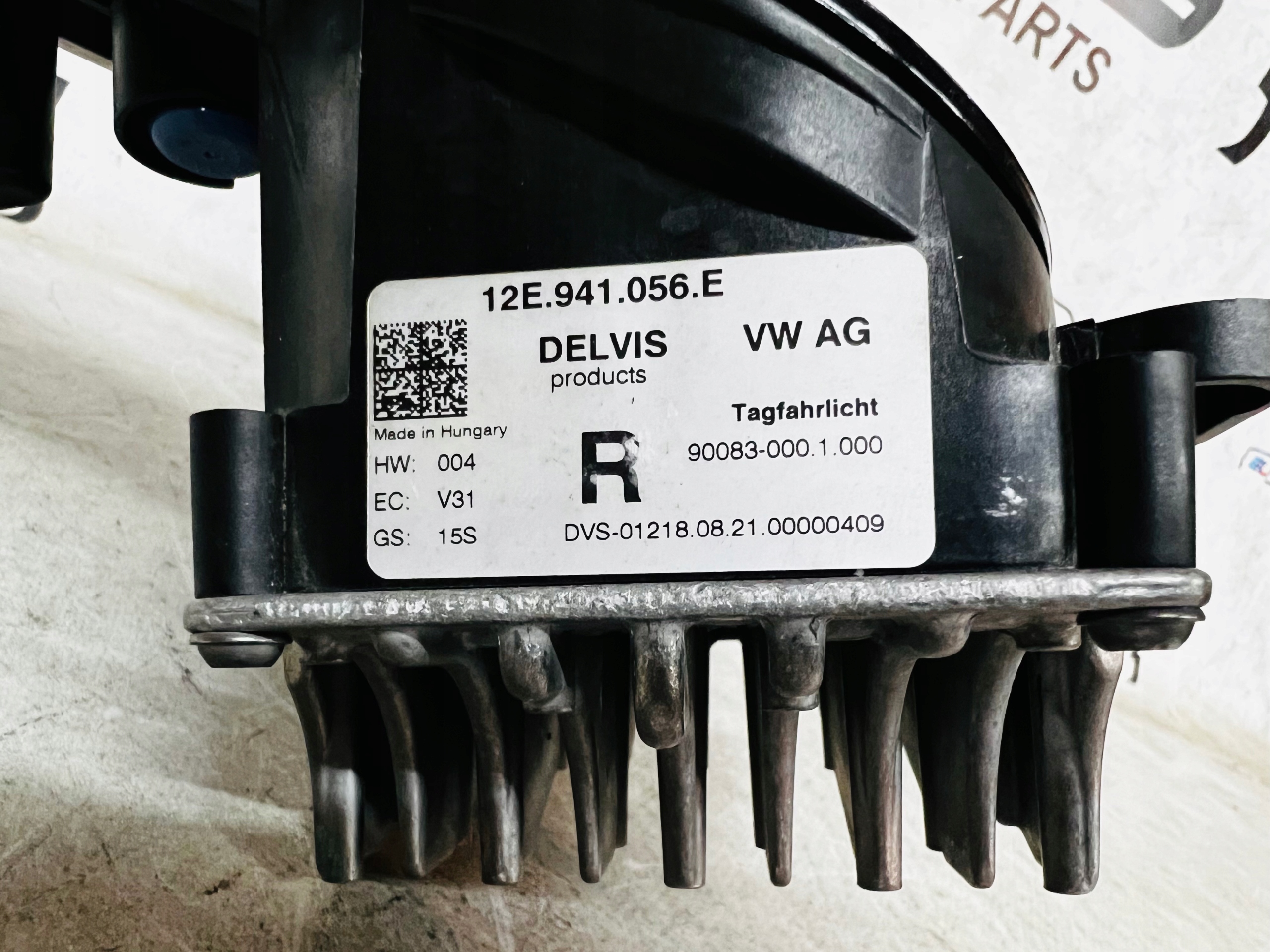 vw UP правая 21017-2022 год