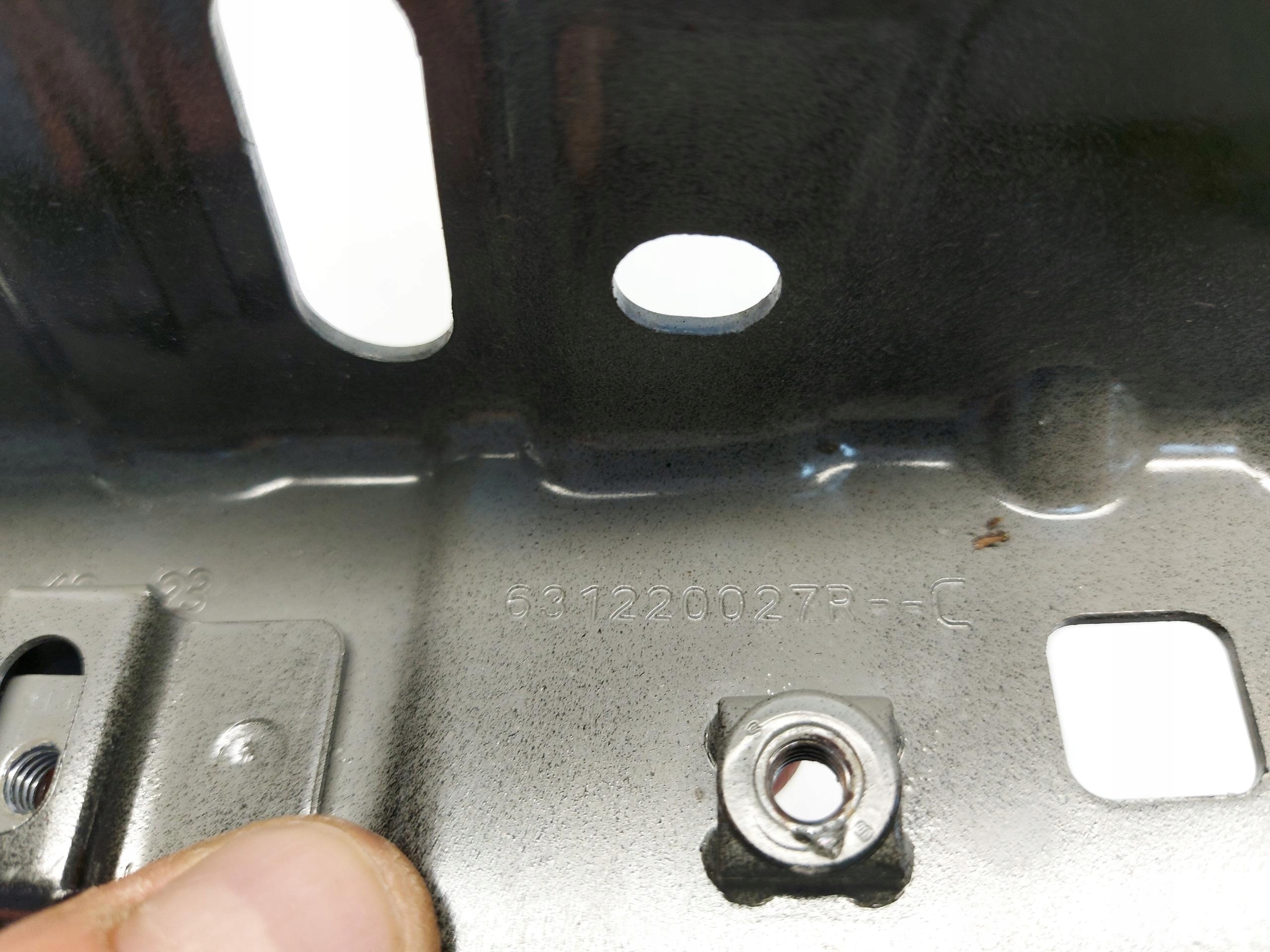 RENAULT AUSTRAL E Support plaque Aile Droite Avant 631220027R